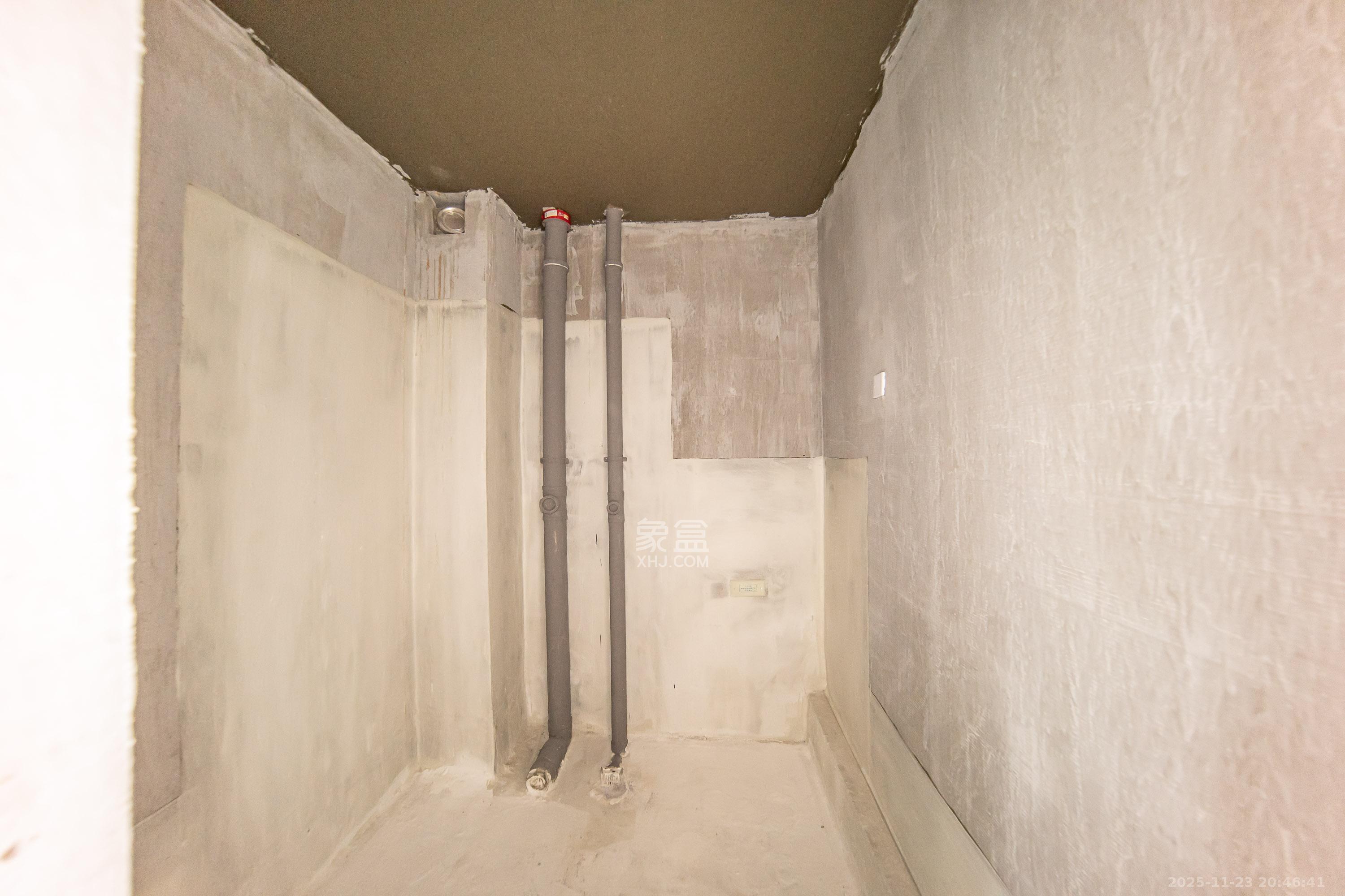 华润置地洋湖天序  4室2厅2卫    335.0万卫生间