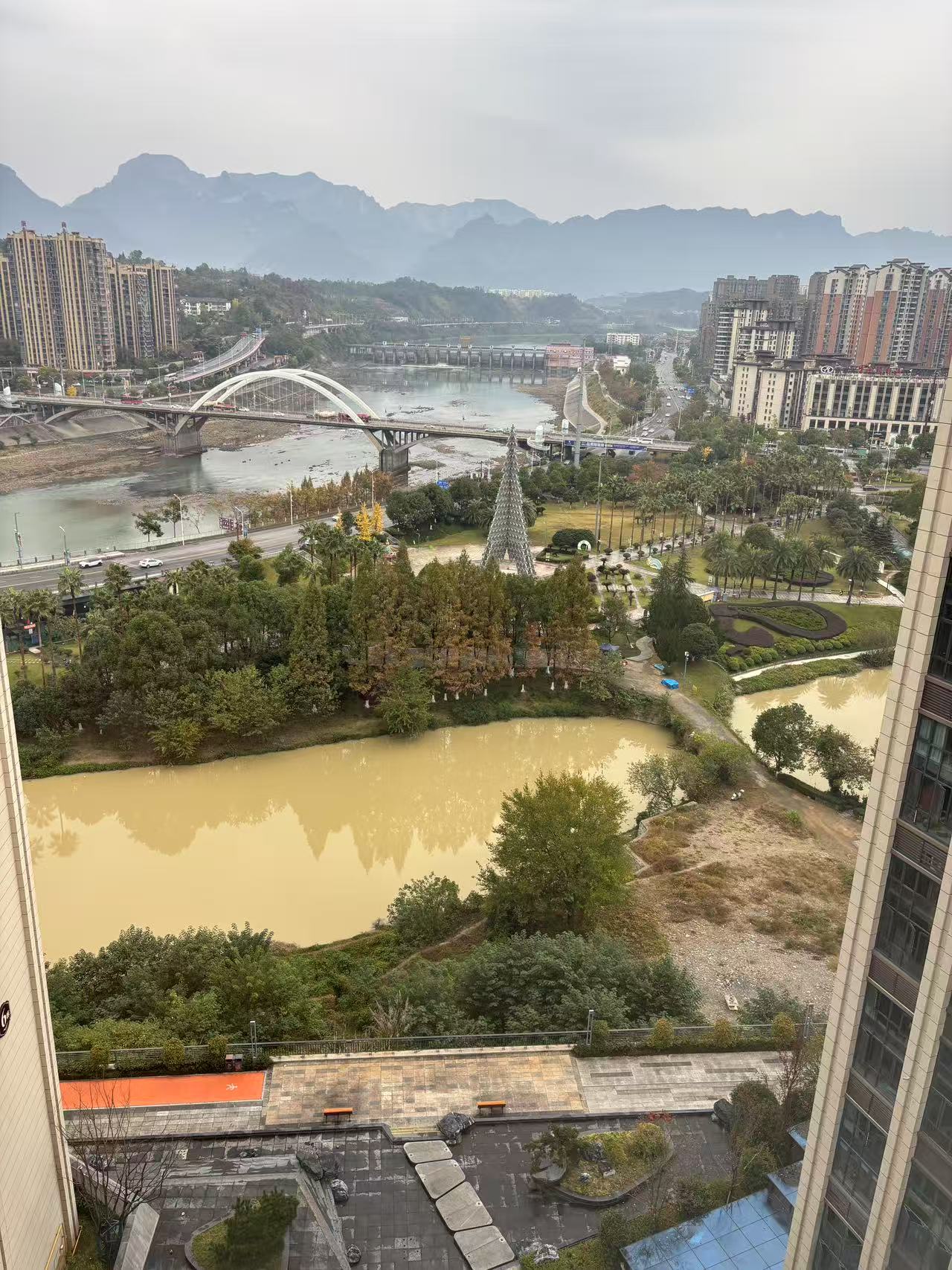 唯读逸臣公园 2室1厅1卫 1800.0元/月 唯读逸臣公园 2室1厅1卫 1800.0元/月室内图