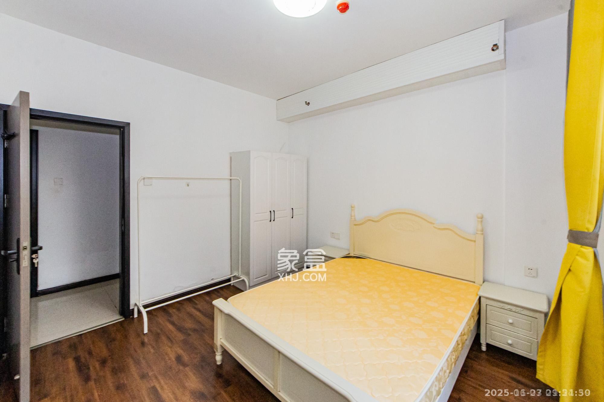 北辰三角洲E4区 3室2厅1卫 2800.0元/月 北辰三角洲E4区 3室2厅1卫 2800.0元/月室内图