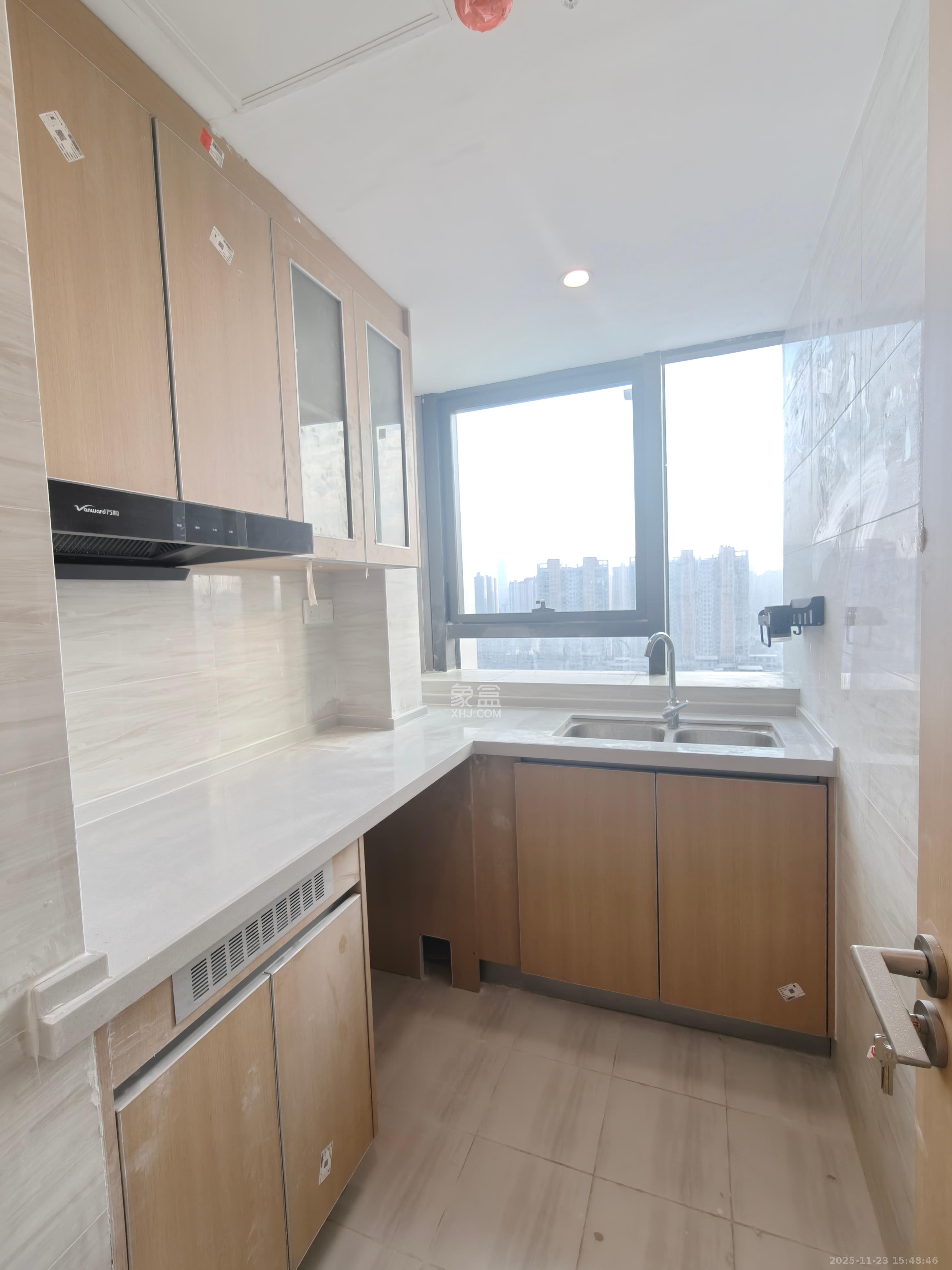 恒大珺悦府 3室1厅1卫 3500.0元/月 恒大珺悦府 3室1厅1卫 3500.0元/月室内图