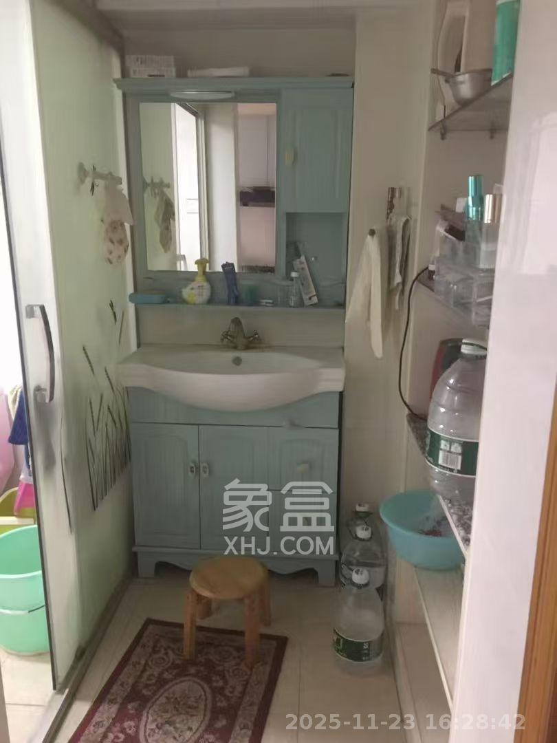 白沙花园 2室2厅1卫 2400.0元/月 白沙花园 2室2厅1卫 2400.0元/月室内图