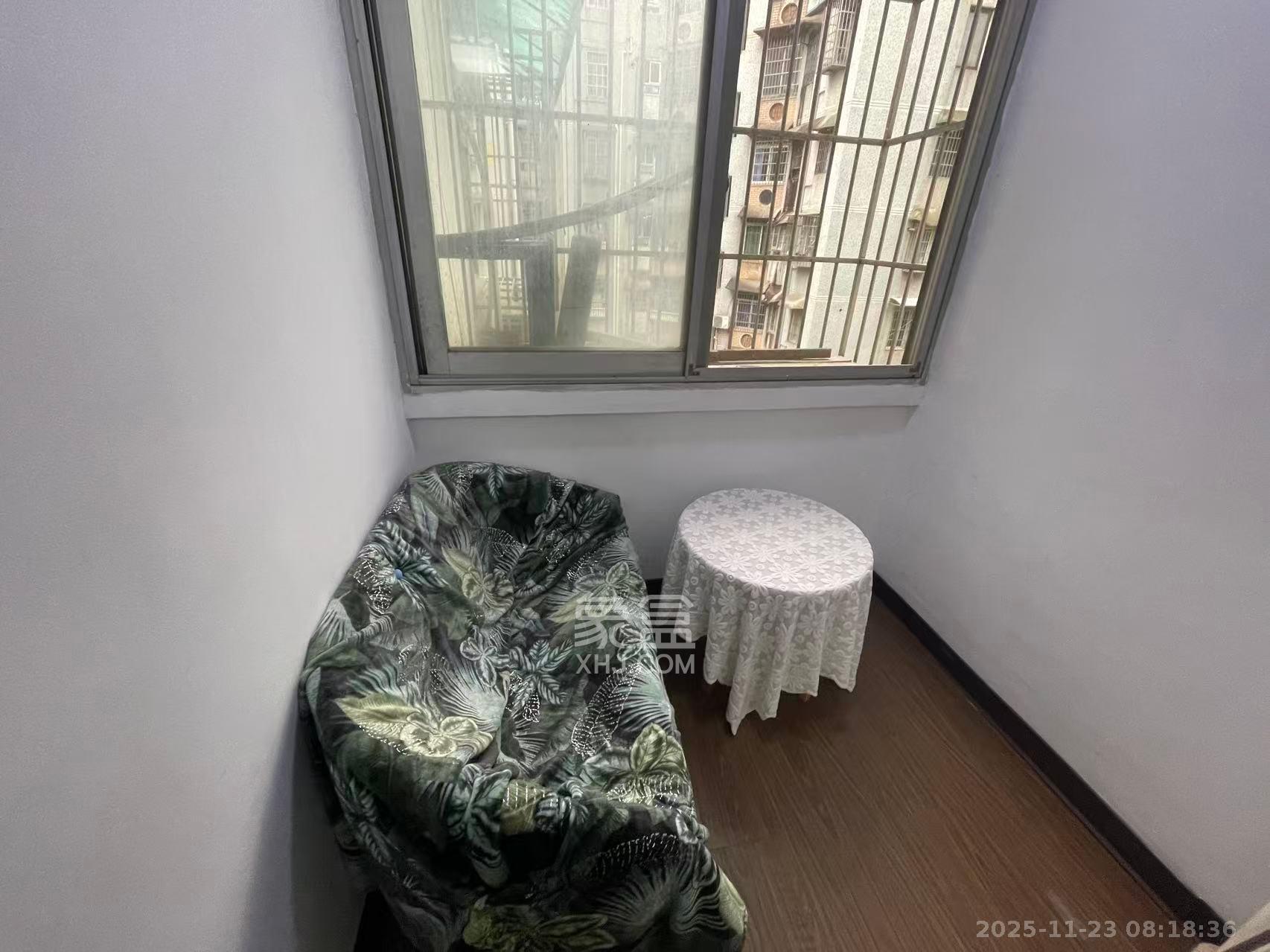 英才园二片 2室1厅1卫 1800.0元/月 英才园二片 2室1厅1卫 1800.0元/月室内图