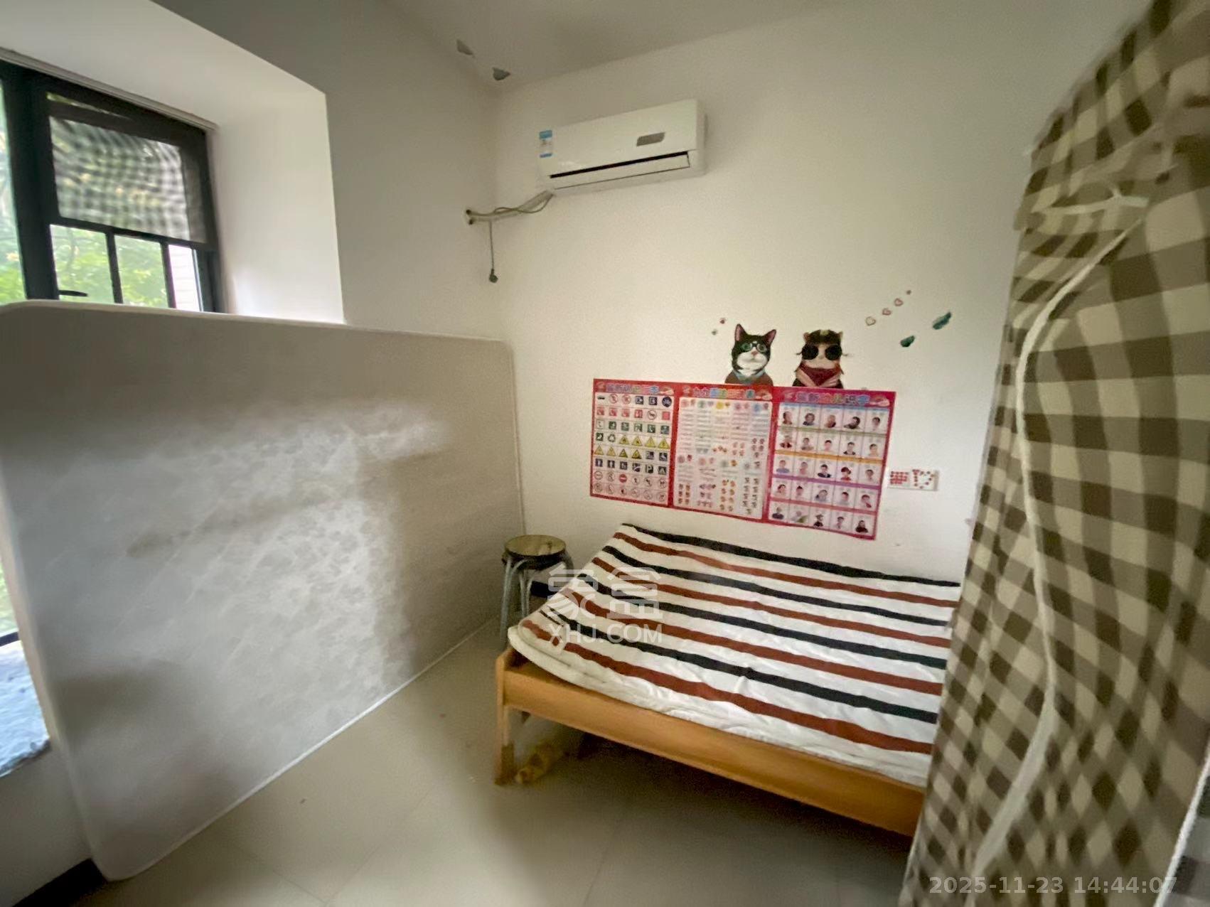 中建芙蓉工社 1室2厅1卫 1700.0元/月 中建芙蓉工社 1室2厅1卫 1700.0元/月室内图