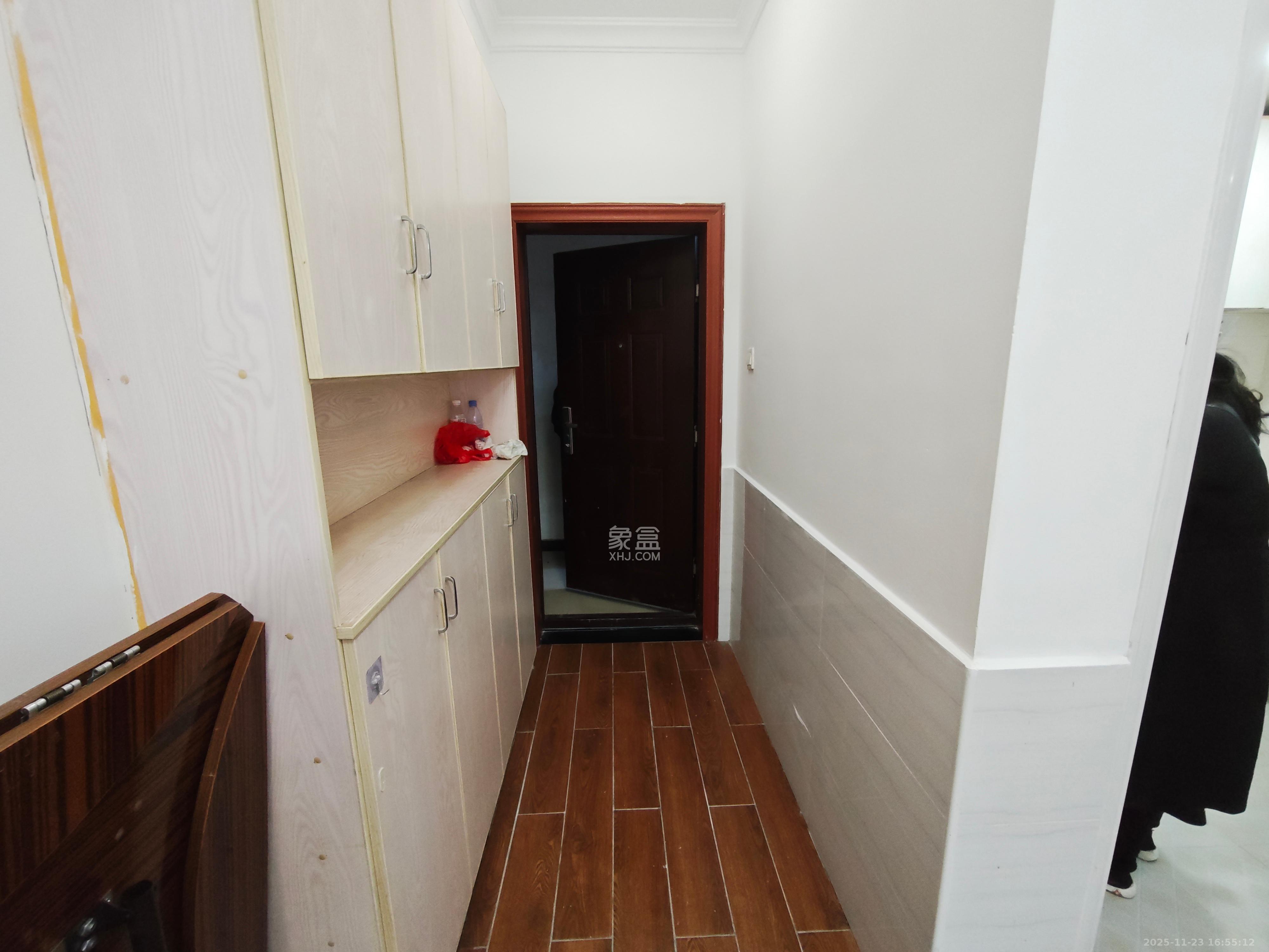 金石蓉园  1室1厅1卫    1200.0元/月室内图