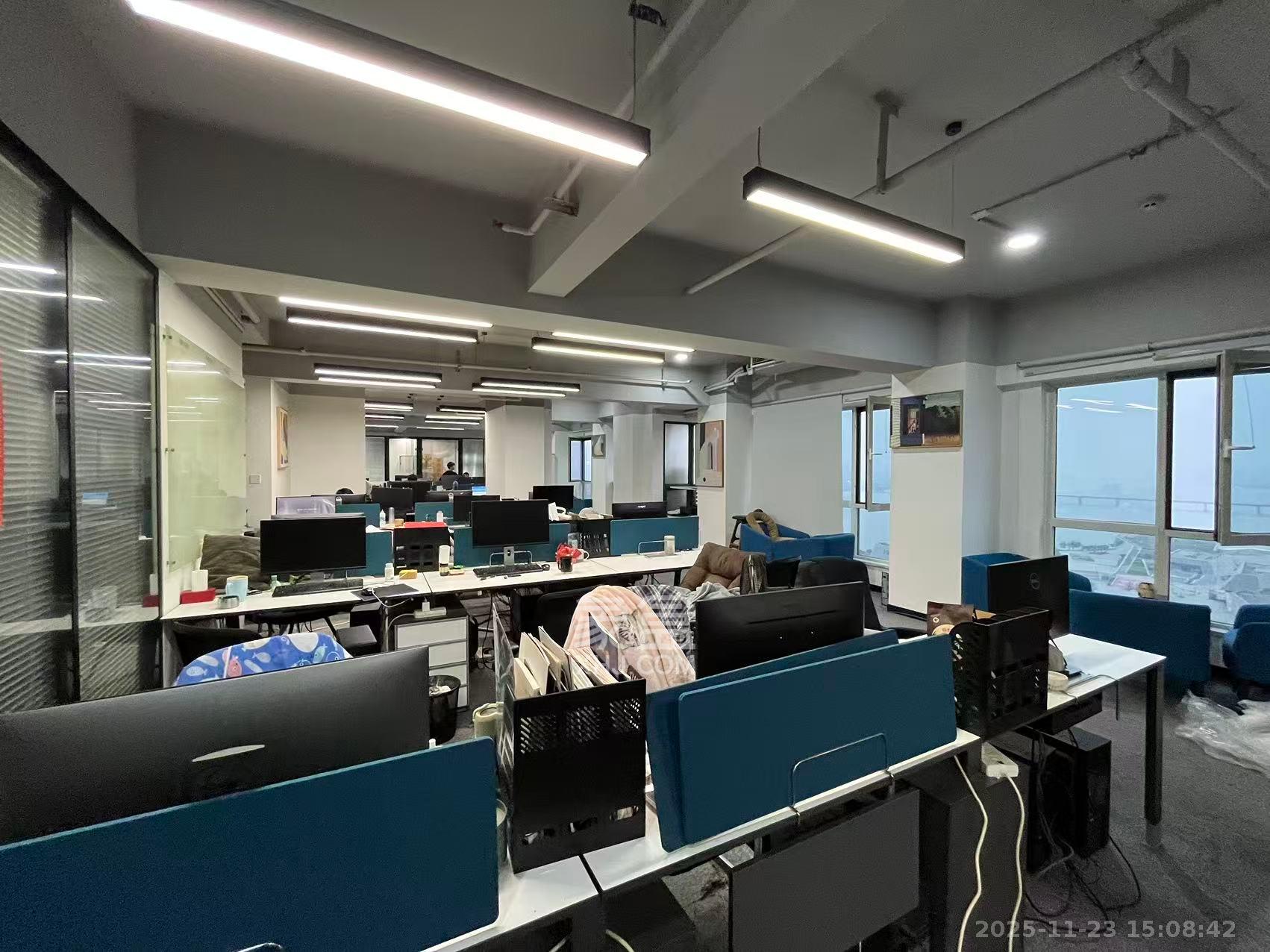 北辰三角洲B1E1区  6室1厅1卫    18000.0元/月小区图