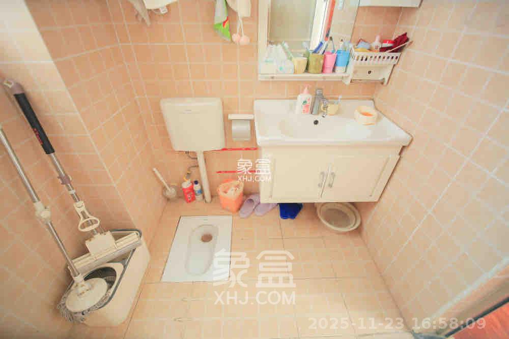 五矿万境水岸三期  3室2厅1卫    2200.0元/月室内图