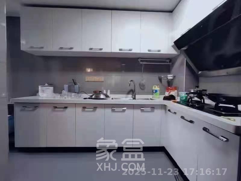 兴威帕克水岸 3室2厅2卫 3380.0元/月 兴威帕克水岸 3室2厅2卫 3380.0元/月室内图