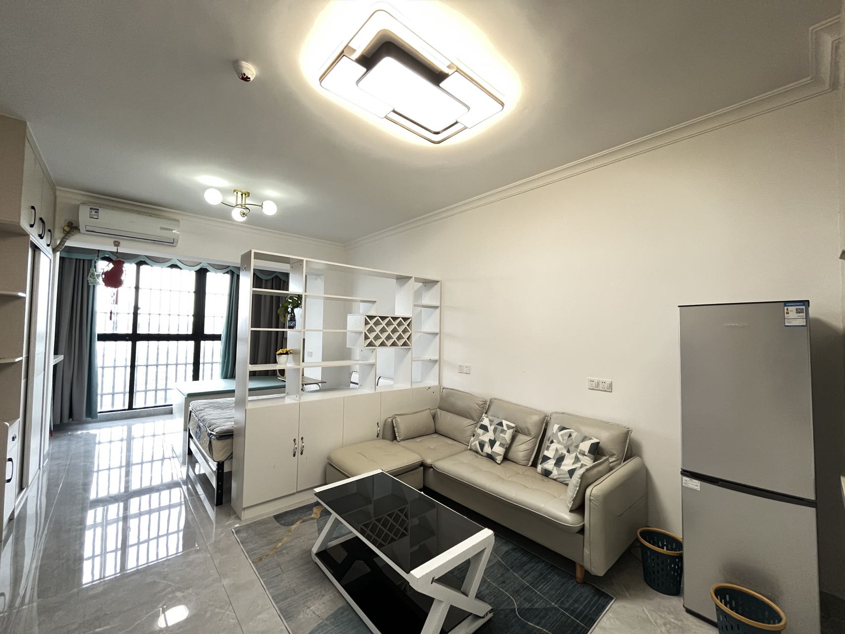 和谐家园(锦和广场) 1室1厅1卫 2300.0元/月 和谐家园(锦和广场) 1室1厅1卫 2300.0元/月室内图