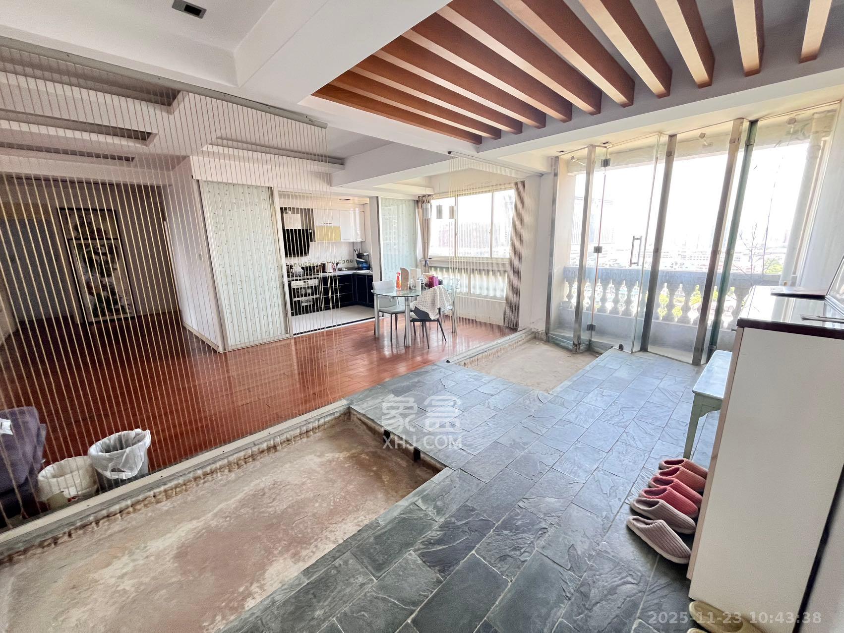 世嘉国际华城 3室2厅2卫 3200.0元/月 世嘉国际华城 3室2厅2卫 3200.0元/月室内图