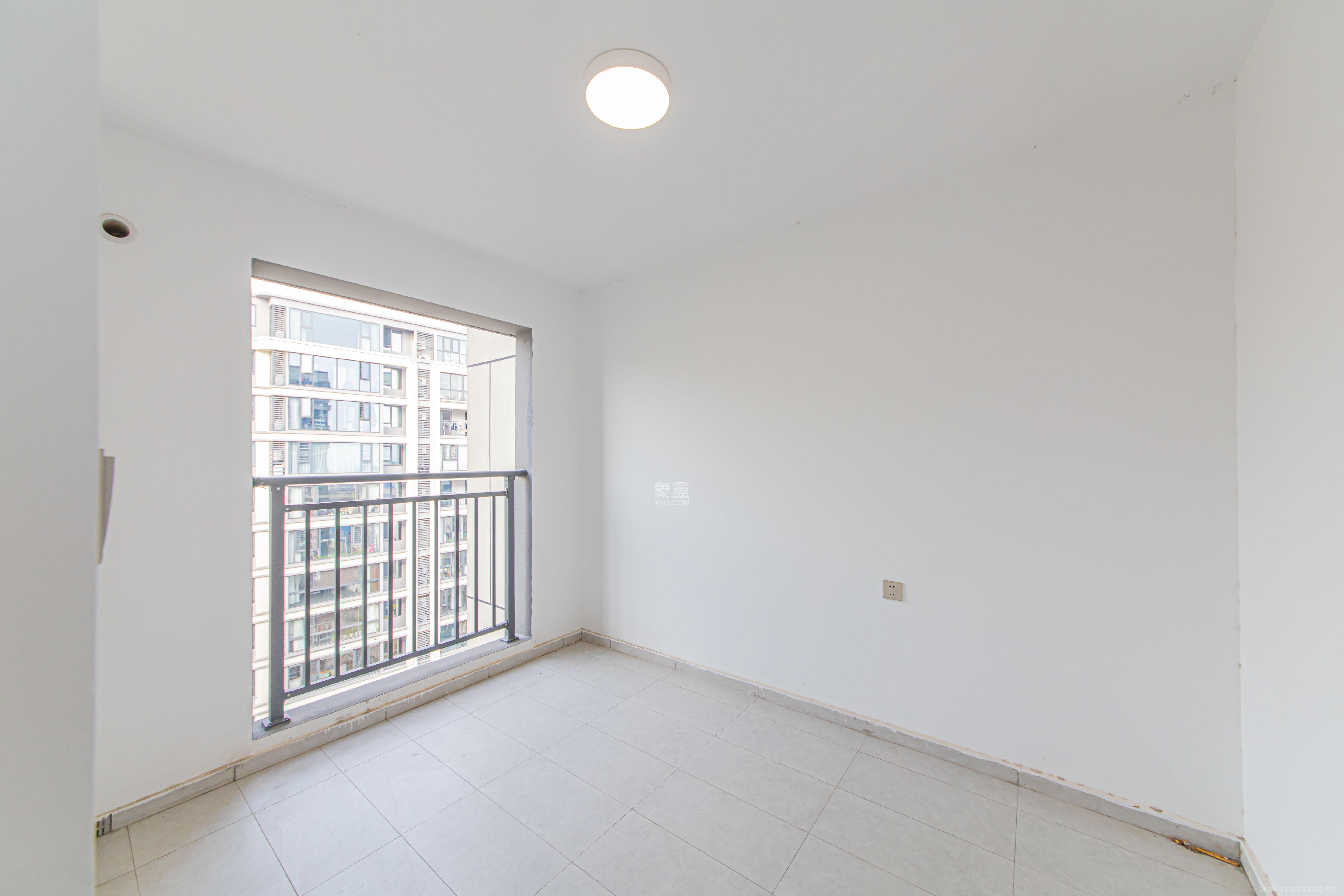 江悦和鸣 4室2厅2卫 229.0万 江悦和鸣 4室2厅2卫 229.0万卧室