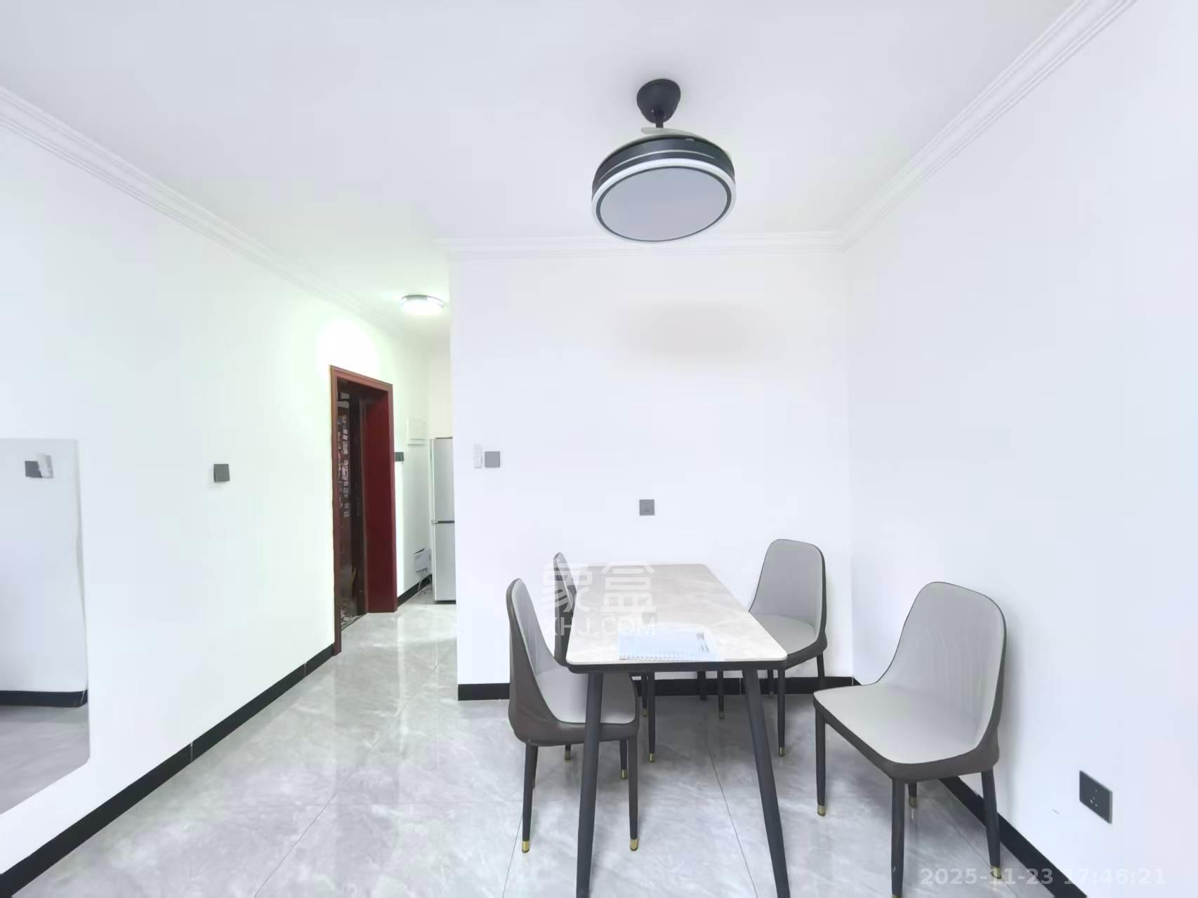 英才园三片  2室2厅1卫    2000.0元/月室内图