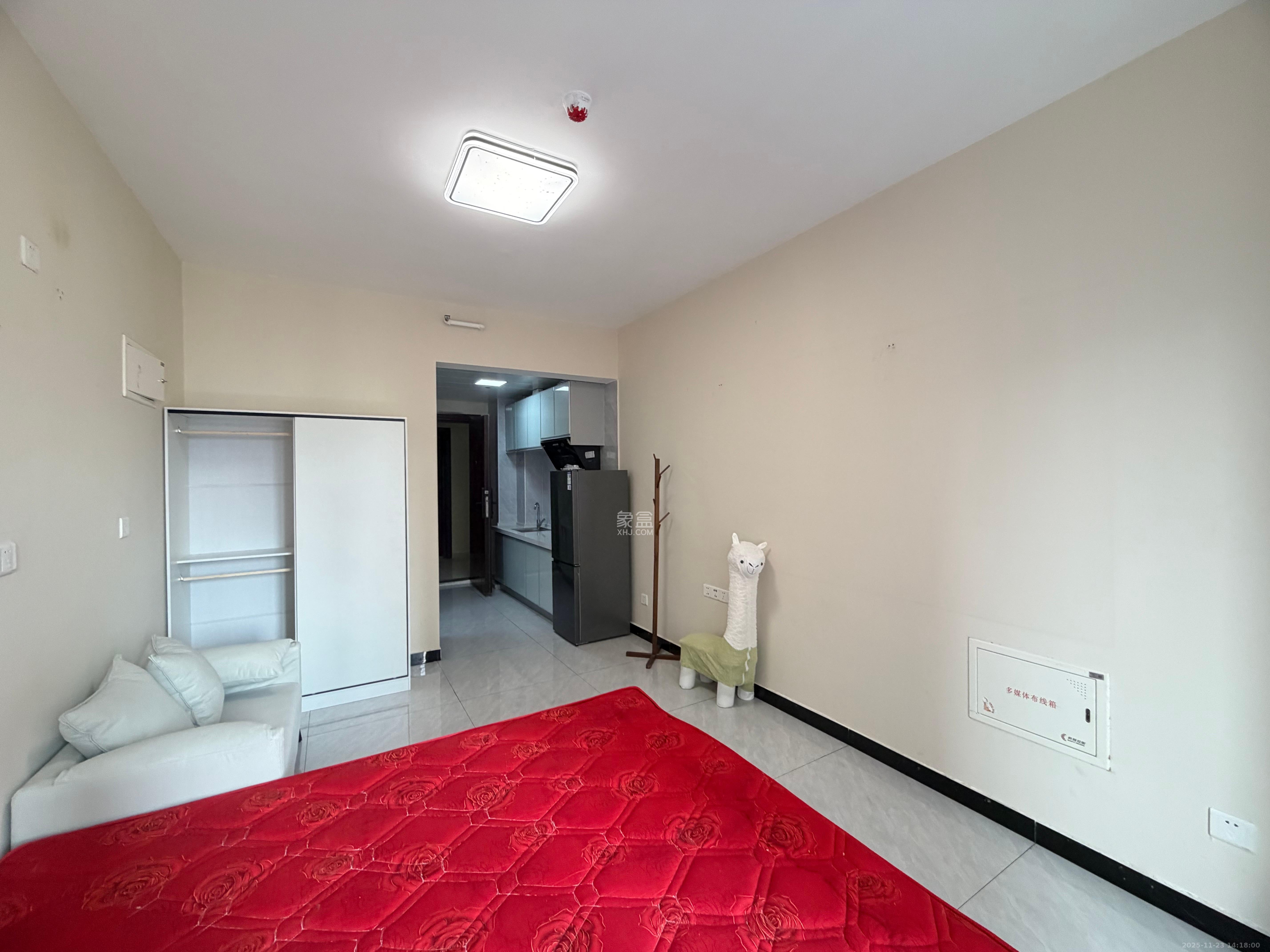 碧桂园城市之光 1室1厅1卫 1600.0元/月 碧桂园城市之光 1室1厅1卫 1600.0元/月室内图