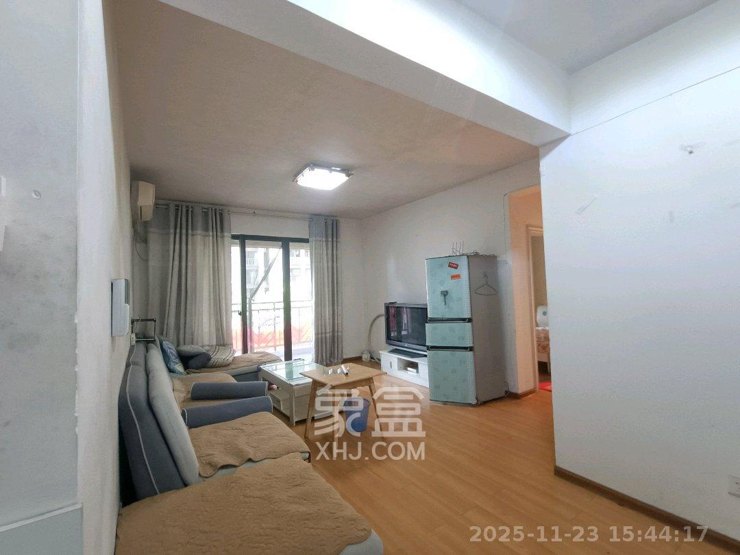 旭辉藏郡(藏郡、旭湘华府) 2室2厅1卫 1800.0元/月 旭辉藏郡(藏郡、旭湘华府) 2室2厅1卫 1800.0元/月室内图