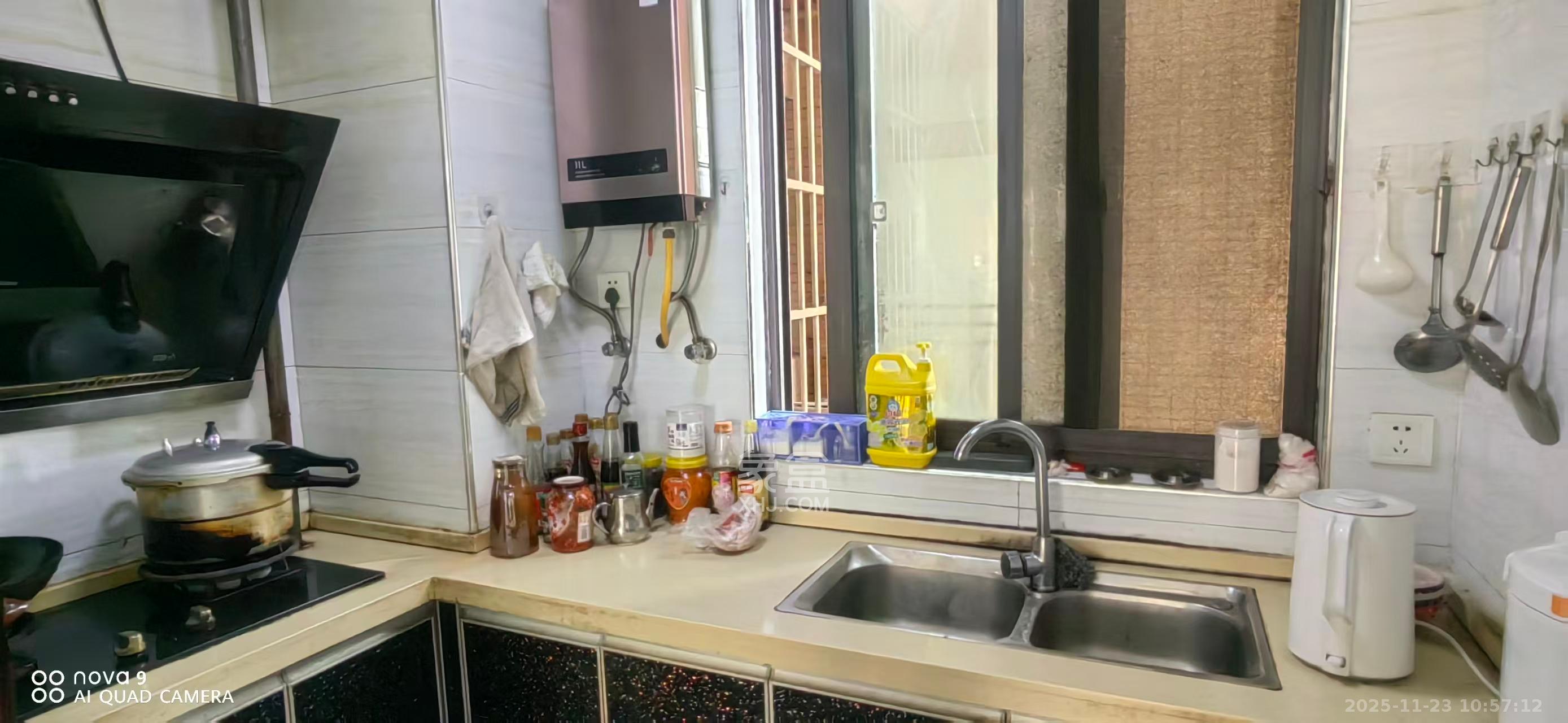 钰龙天下二期(钰龙佳园) 3室2厅2卫 2200.0元/月 钰龙天下二期(钰龙佳园) 3室2厅2卫 2200.0元/月室内图