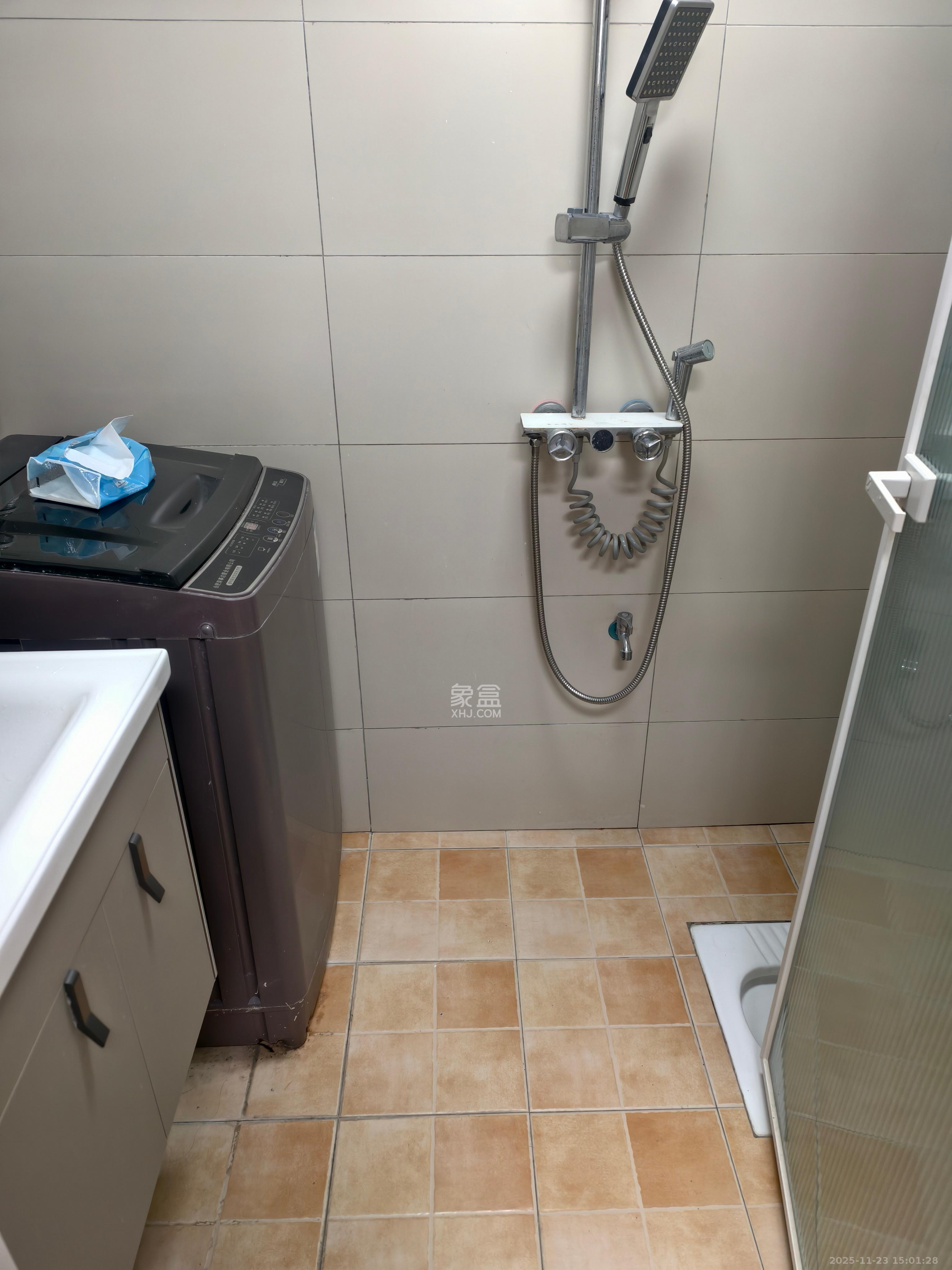 碧桂园城市之光  1室1厅1卫    1600.0元/月室内图