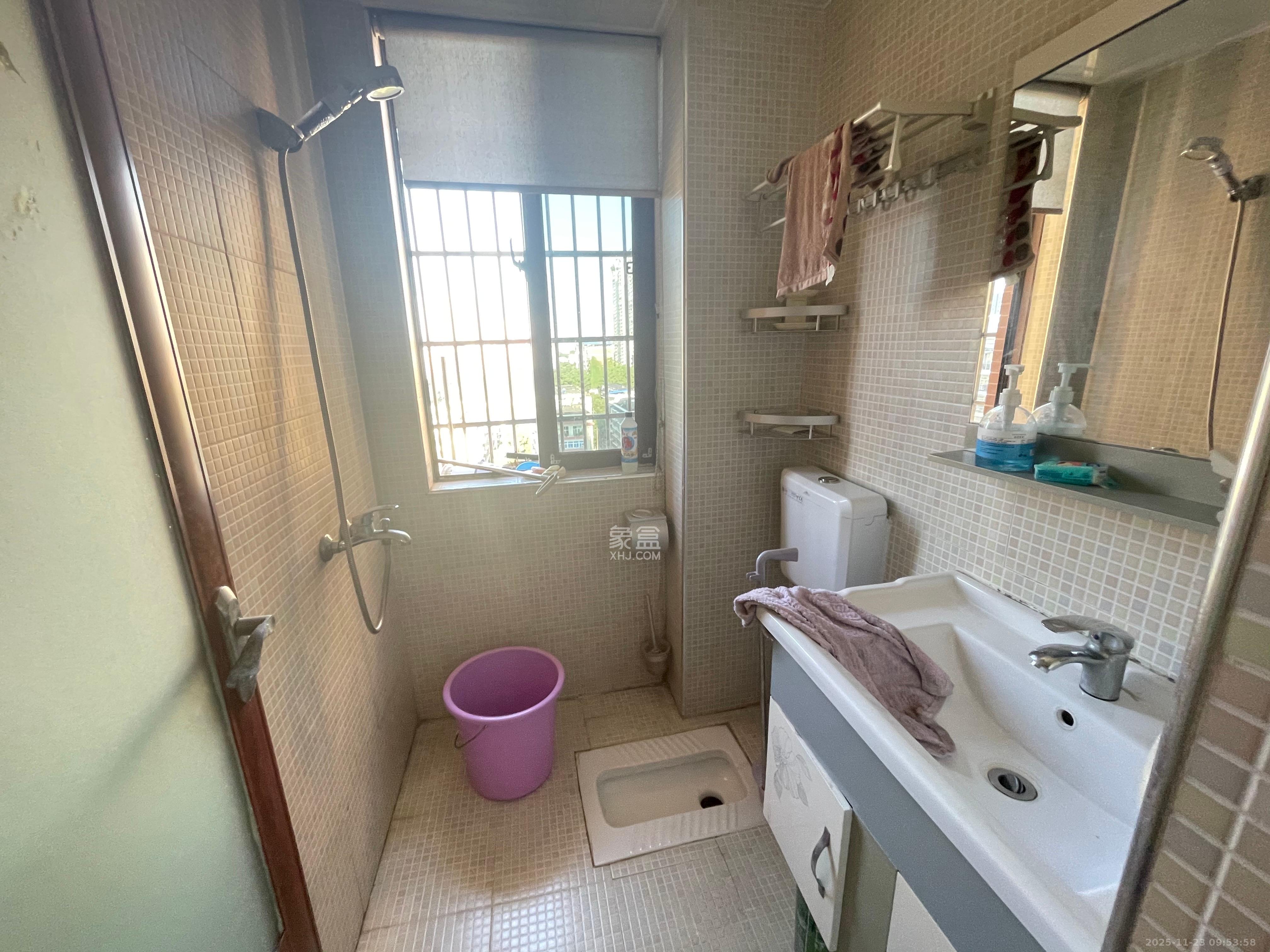 芒果天地(芒果雅苑)  2室1厅1卫    2200.0元/月室内图