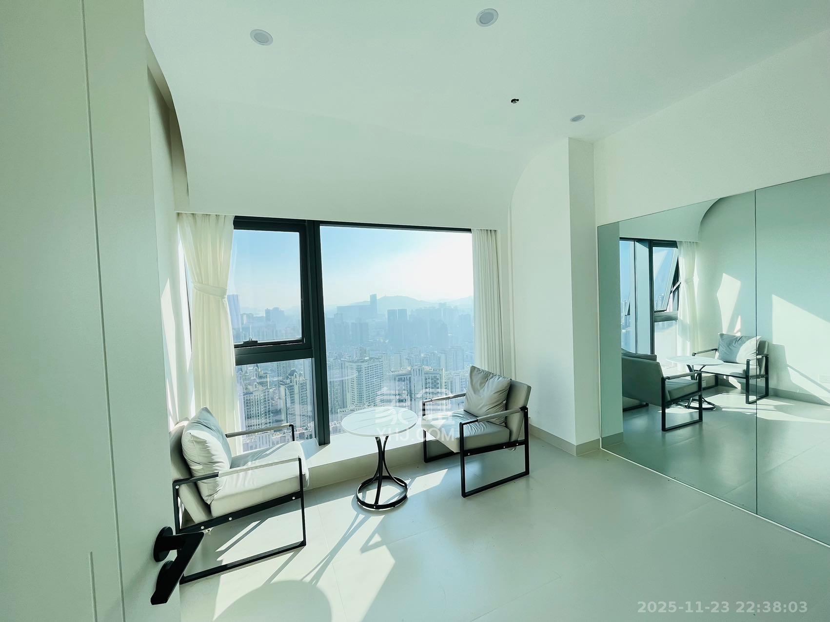 卓越中寰  1室1厅1卫    7500.0元/月室内图