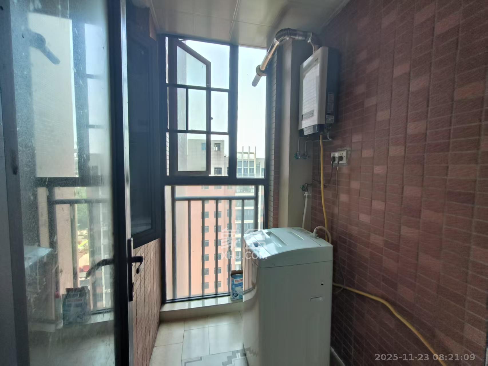 恒生碧水龙庭 3室2厅2卫 1900.0元/月 恒生碧水龙庭 3室2厅2卫 1900.0元/月室内图