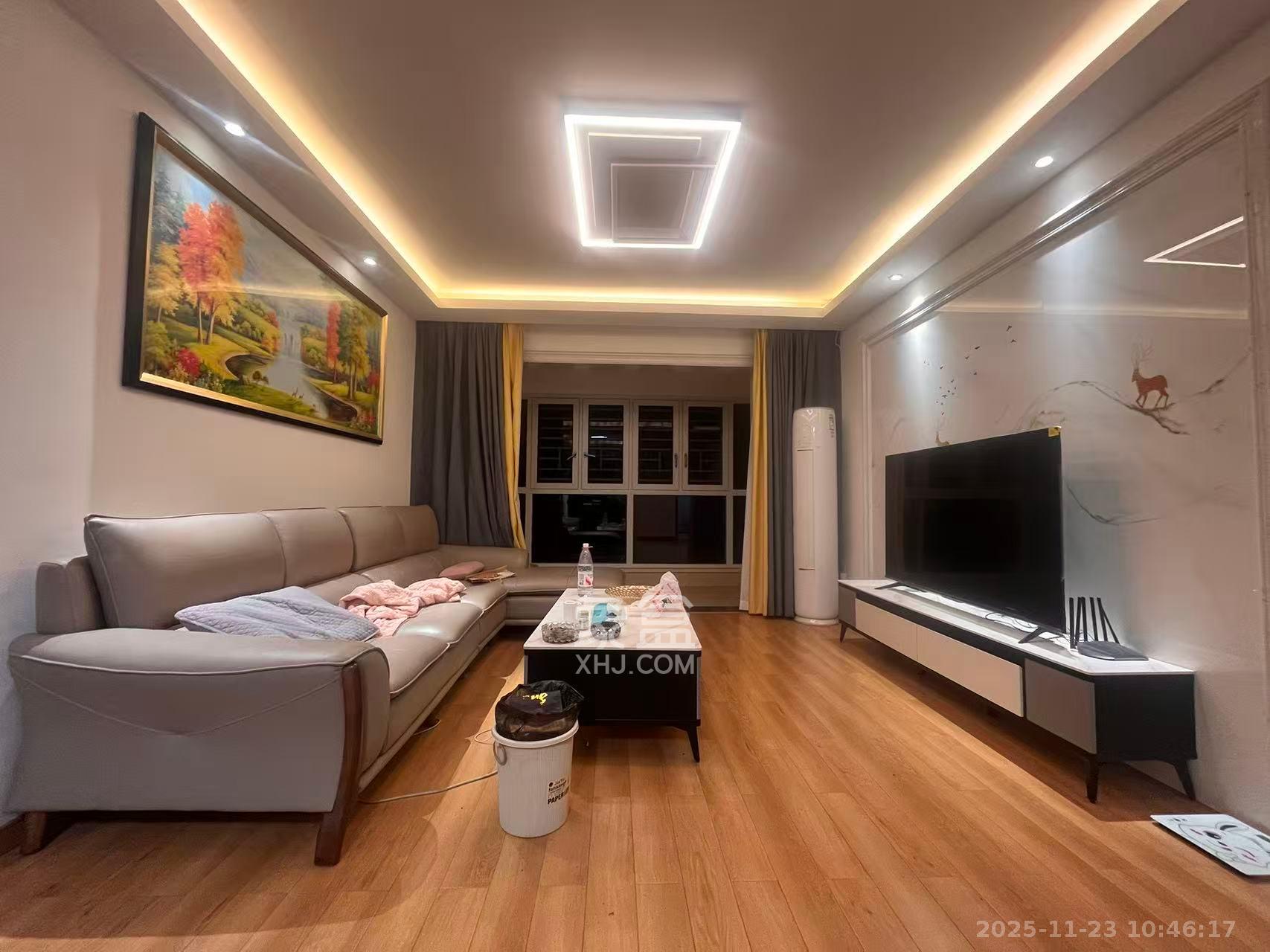 中建嘉和城凤凰台（中建瑞兴家园）  4室2厅2卫    2800.0元/月室内图1