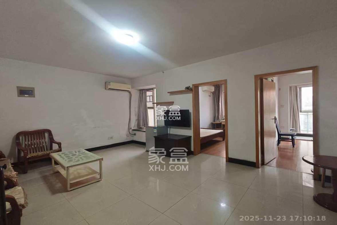 中建桂苑 2室1厅1卫 1600.0元/月 中建桂苑 2室1厅1卫 1600.0元/月室内图