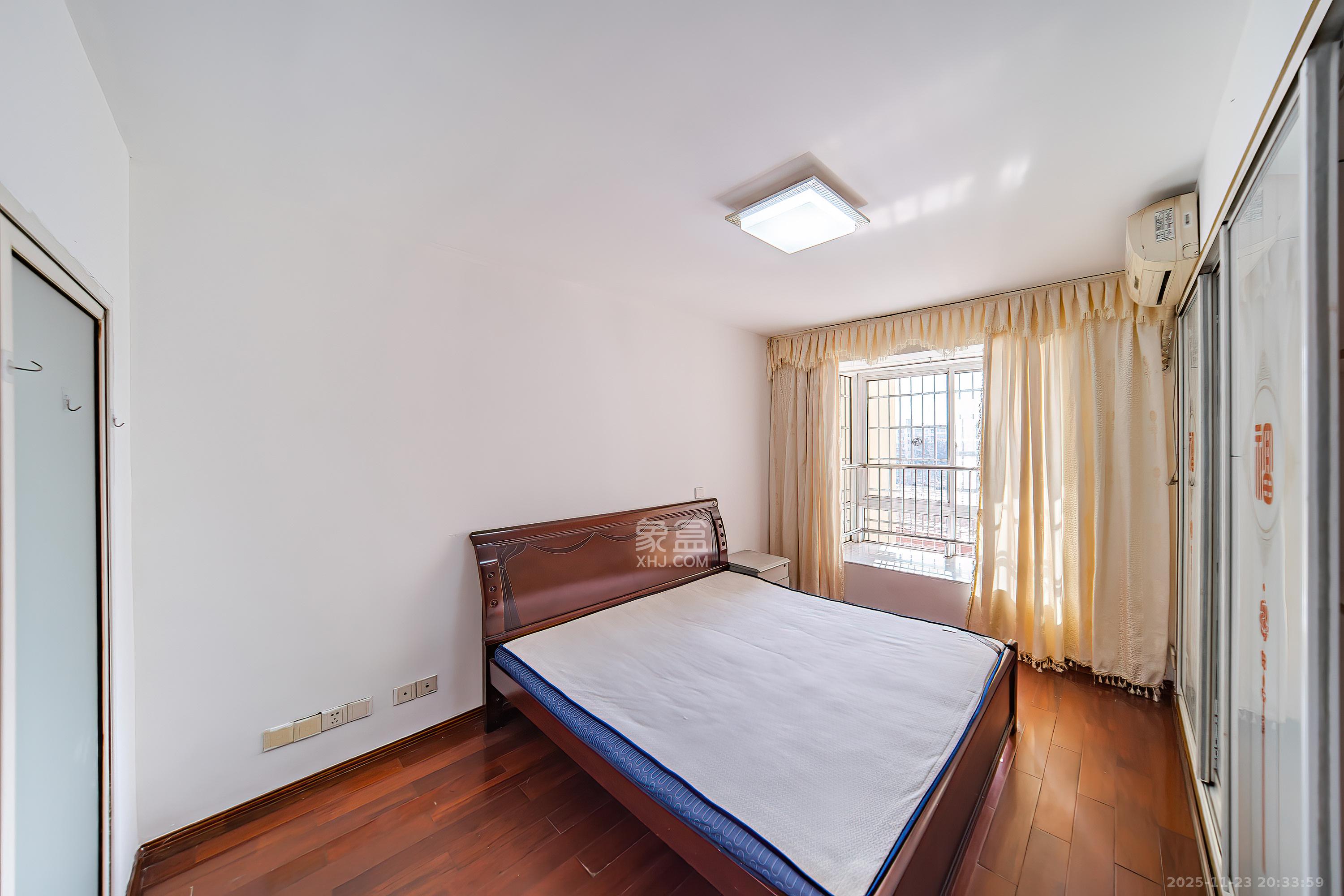 德雅苑 3室2厅2卫 81.2万 德雅苑 3室2厅2卫 81.2万卧室