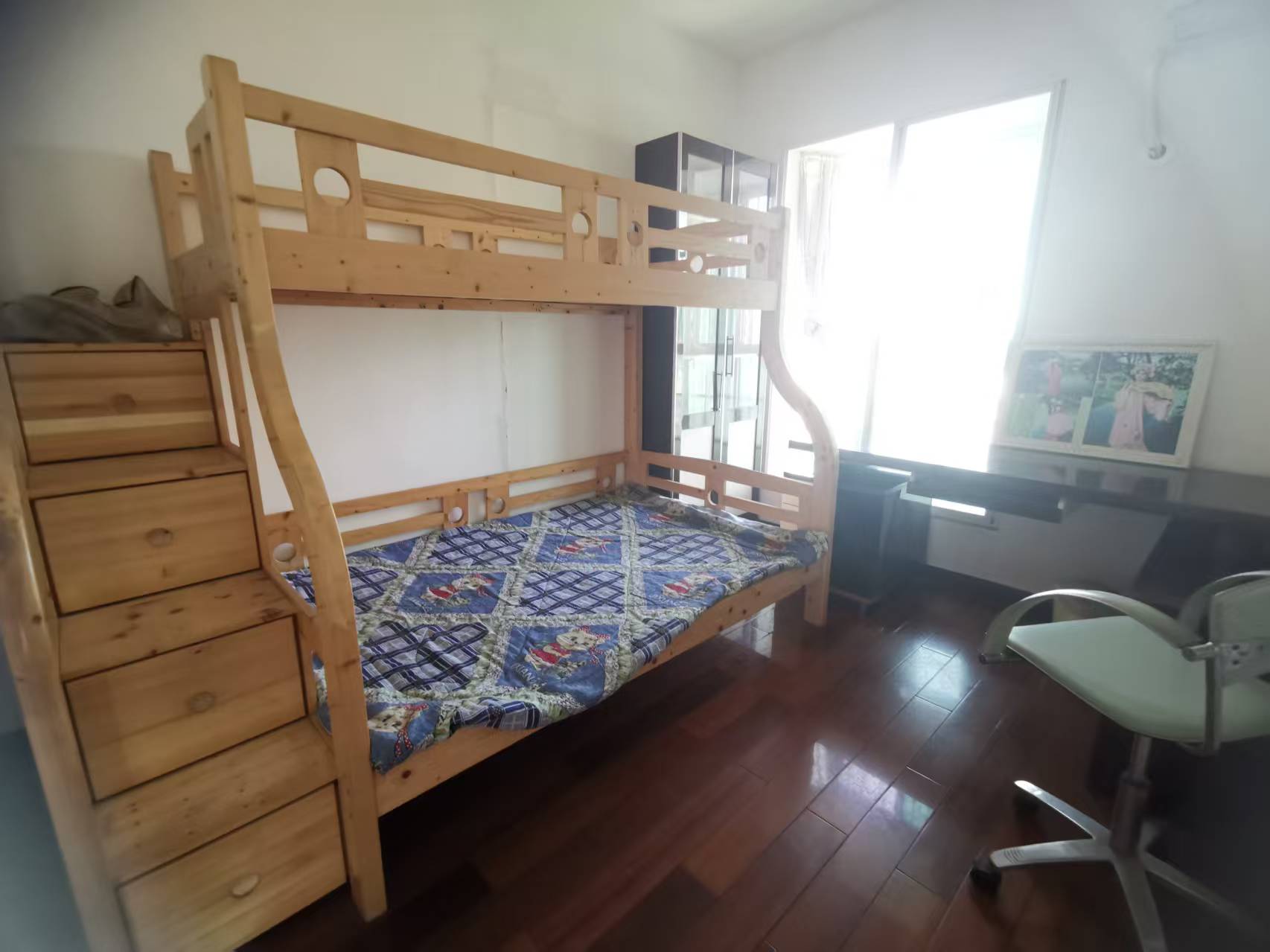 憬华花园  1室0厅0卫    2300.0元/月室内图