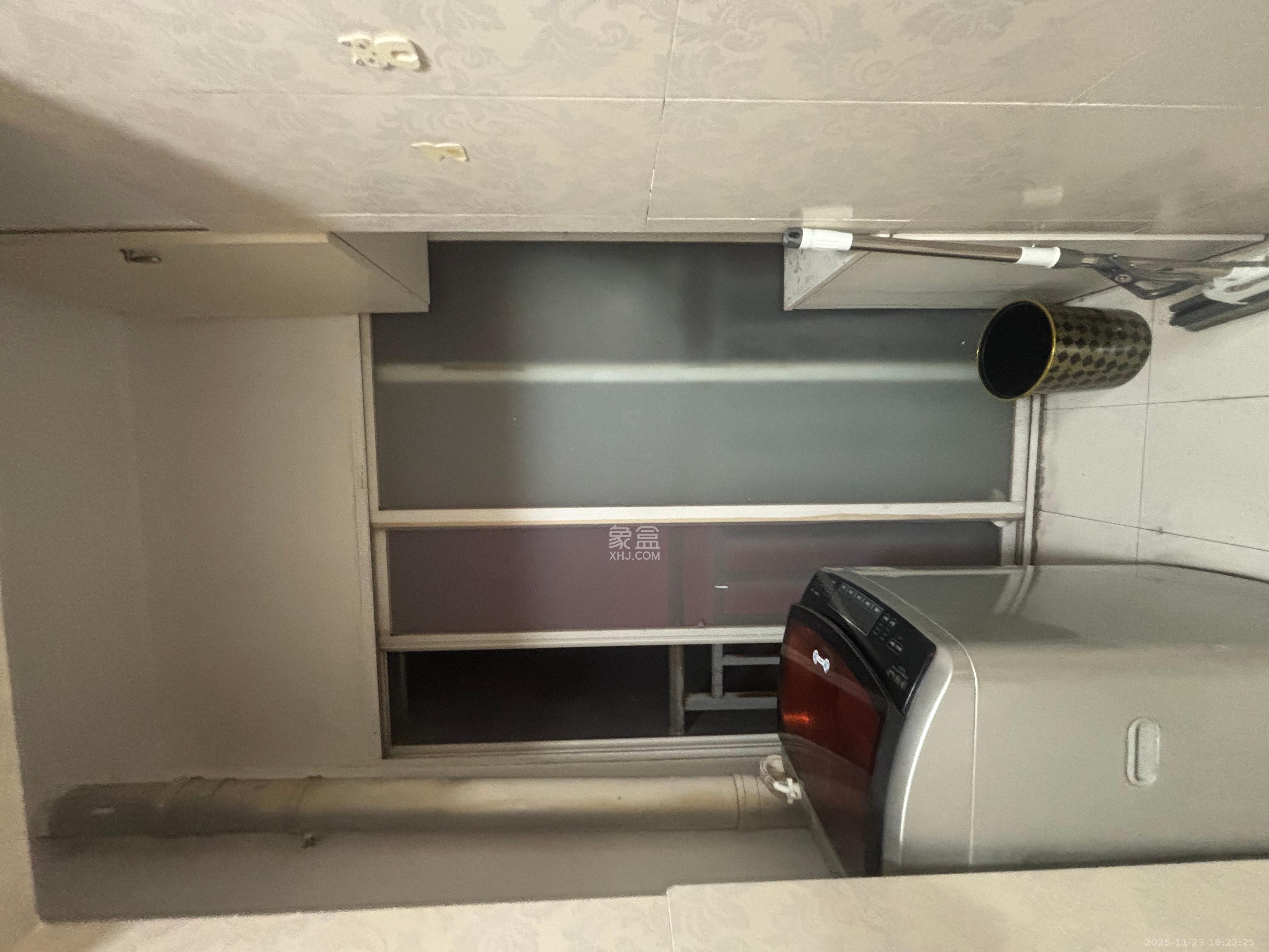 云鼎公馆  1室1厅1卫    1100.0元/月室内图