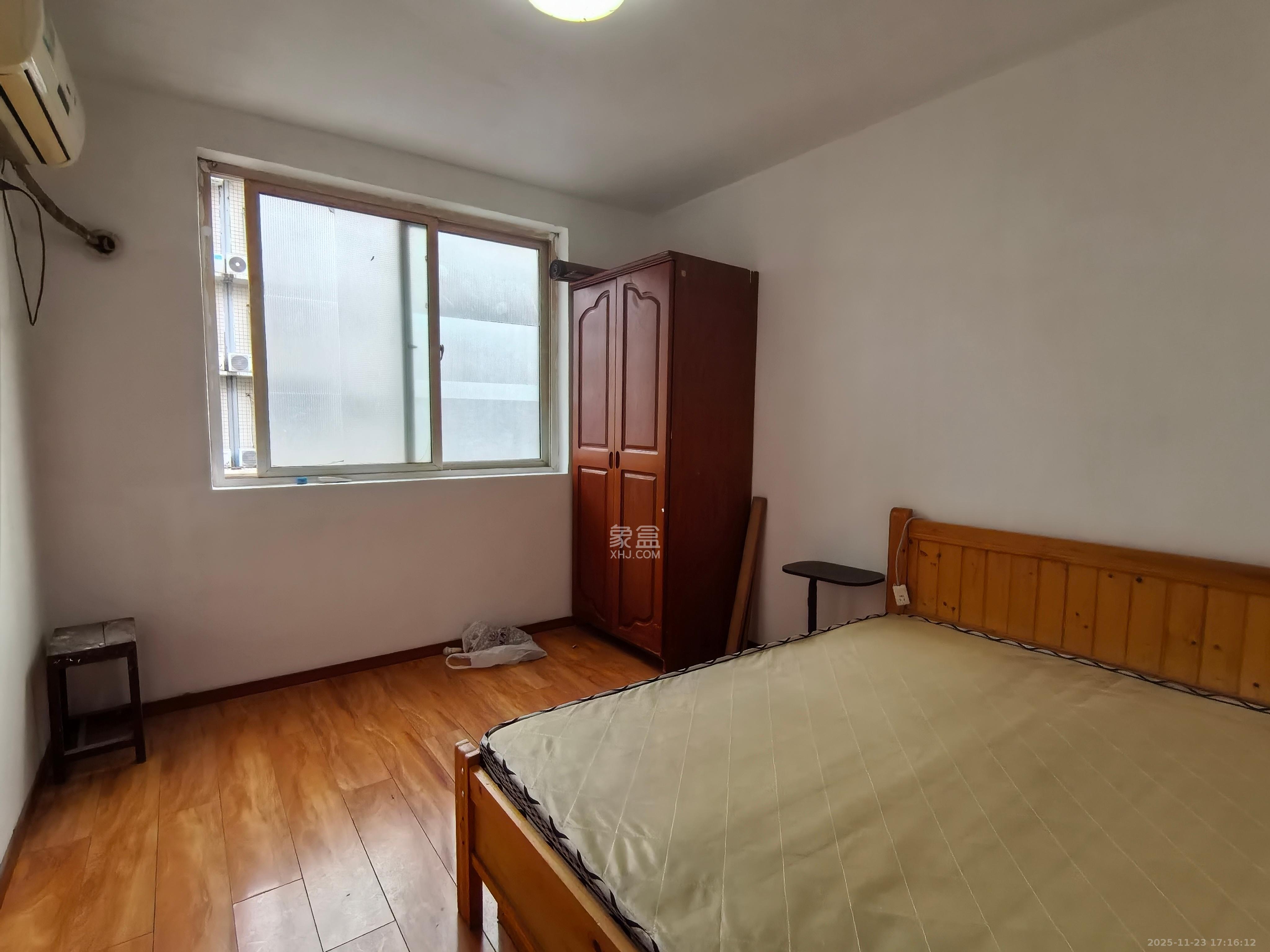 麓谷锦和园  2室2厅1卫    1600.0元/月室内图