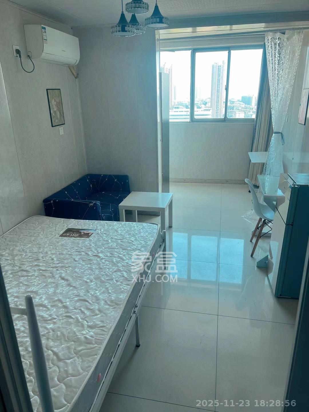 标志大厦  1室1厅1卫    1380.0元/月室内图