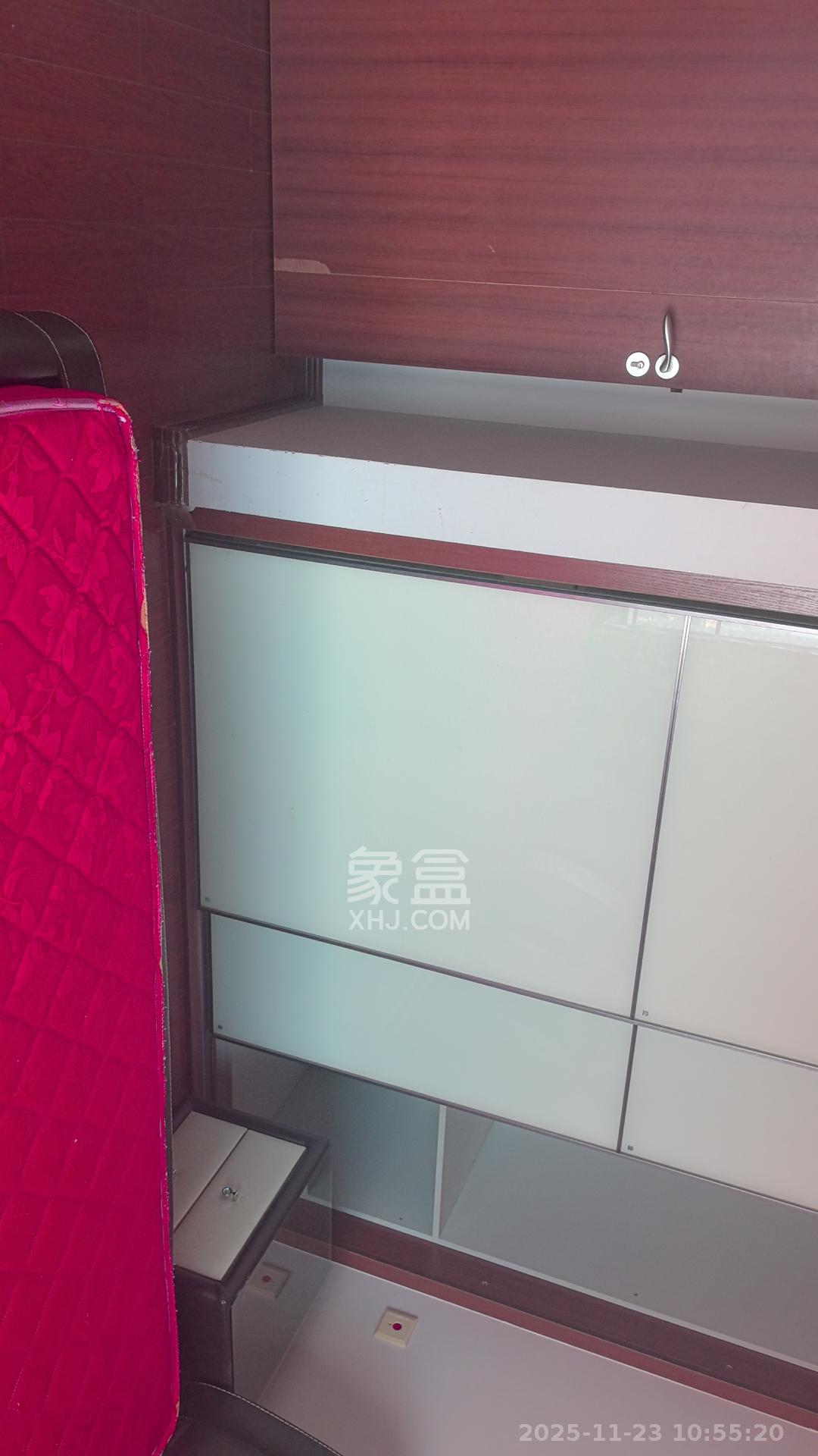 万科金域华府三四期 3室2厅1卫 2400.0元/月 万科金域华府三四期 3室2厅1卫 2400.0元/月室内图