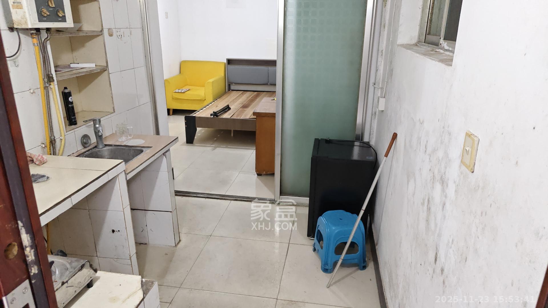 锦源小区 1室0厅0卫 600.0元/月 锦源小区 1室0厅0卫 600.0元/月室内图