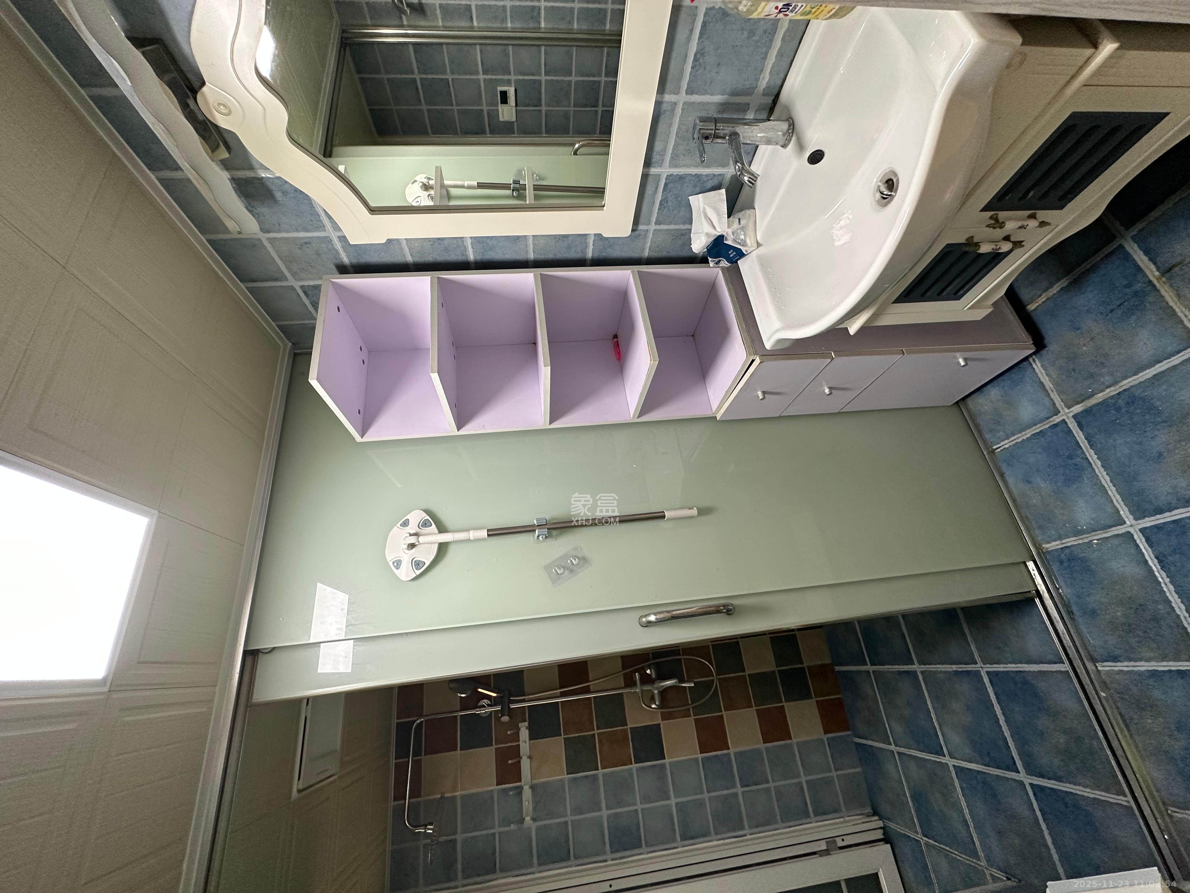 湘府9号  3室2厅1卫    2800.0元/月室内图