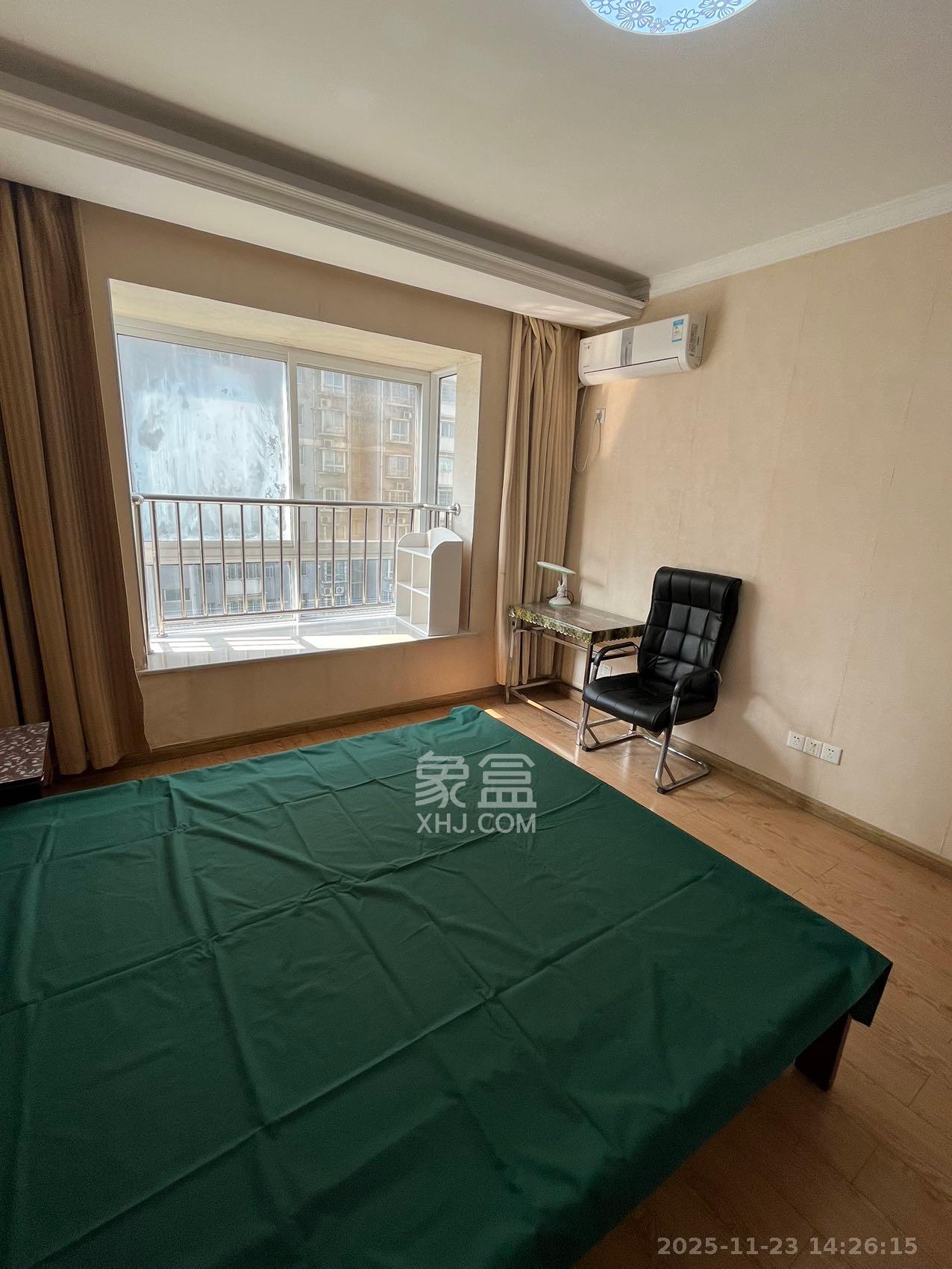 科大佳园北苑  4室2厅2卫    3000.0元/月室内图