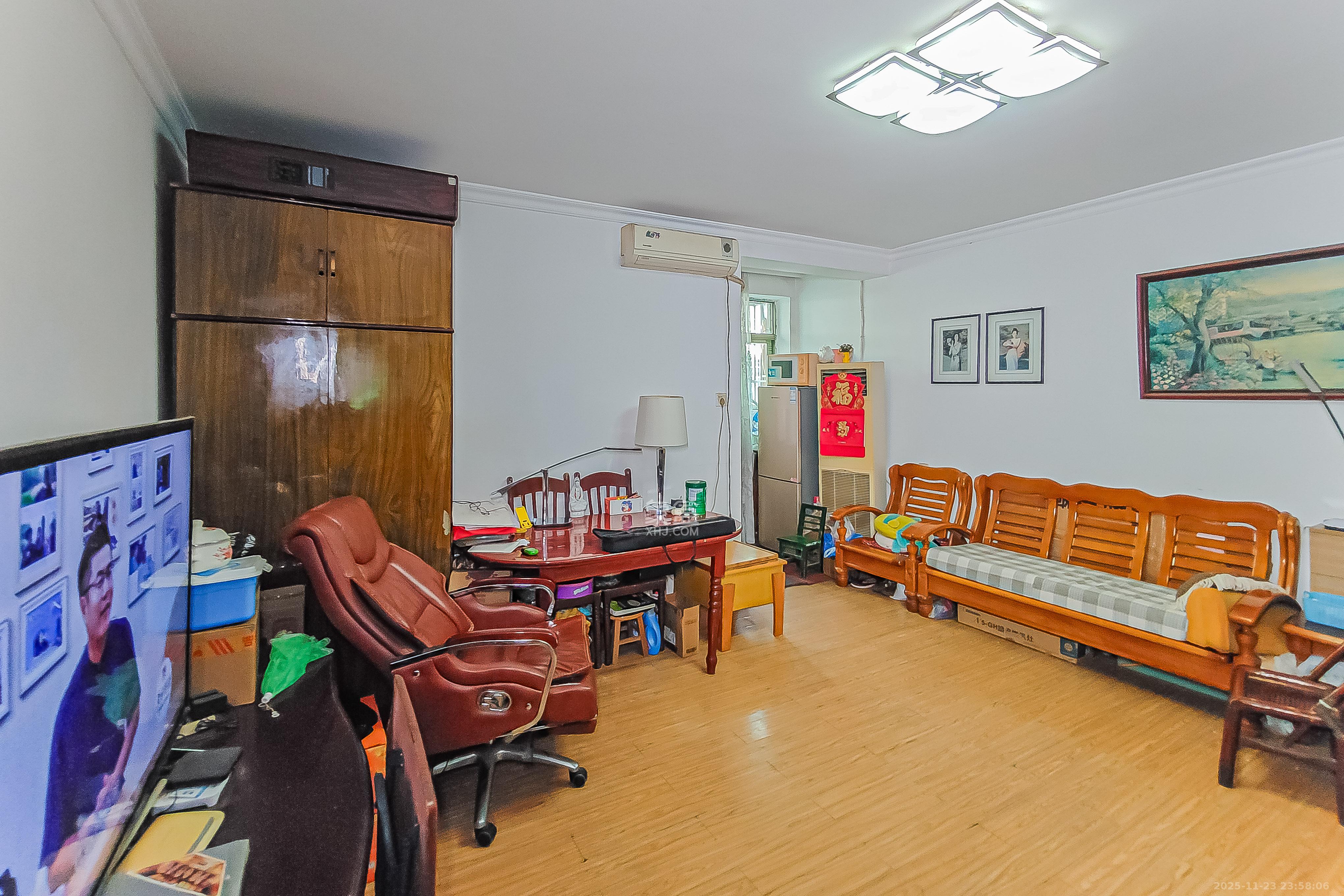 石子冲巷 2室1厅1卫 45.0万 石子冲巷 2室1厅1卫 45.0万客厅