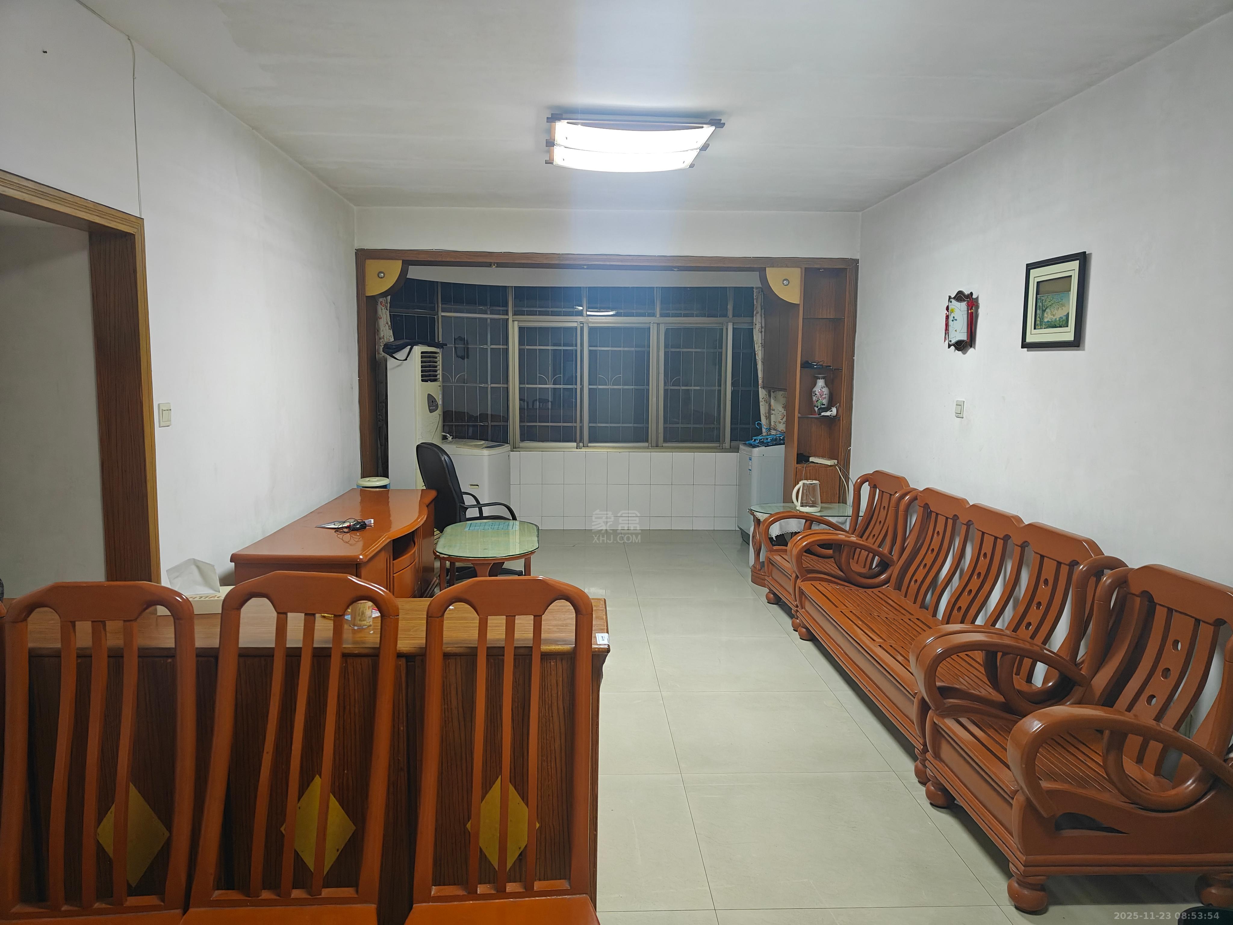 泰华二村 3室2厅2卫 1200.0元/月 泰华二村 3室2厅2卫 1200.0元/月室内图