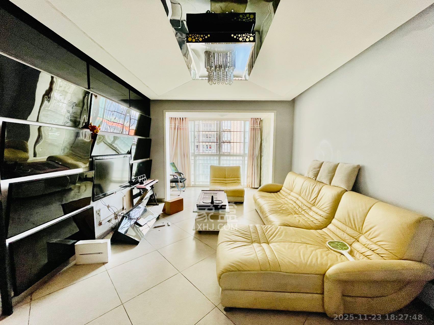 紫晶城  2室2厅1卫    1700.0元/月