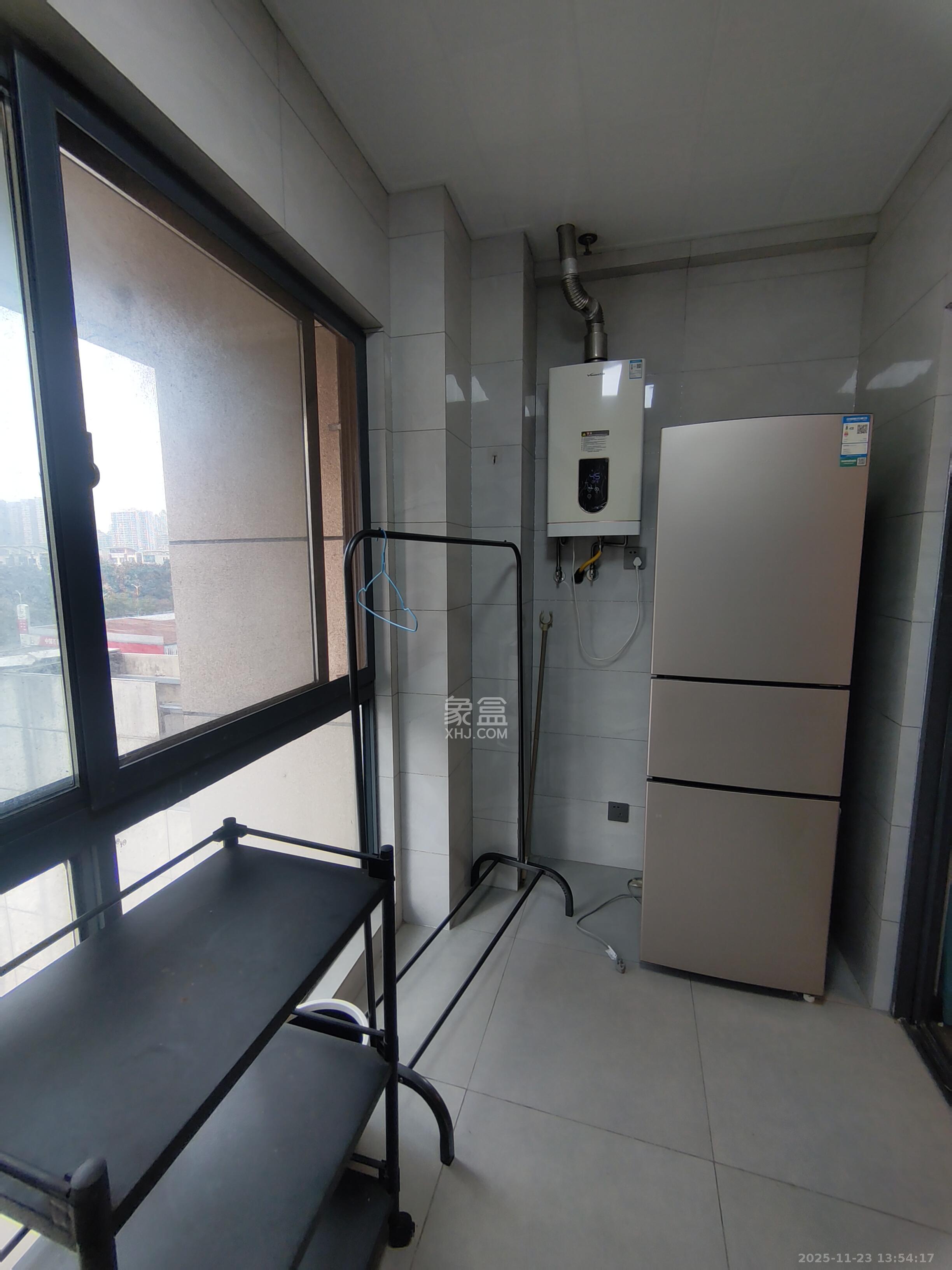 明发国际城  1室1厅1卫    1500.0元/月室内图