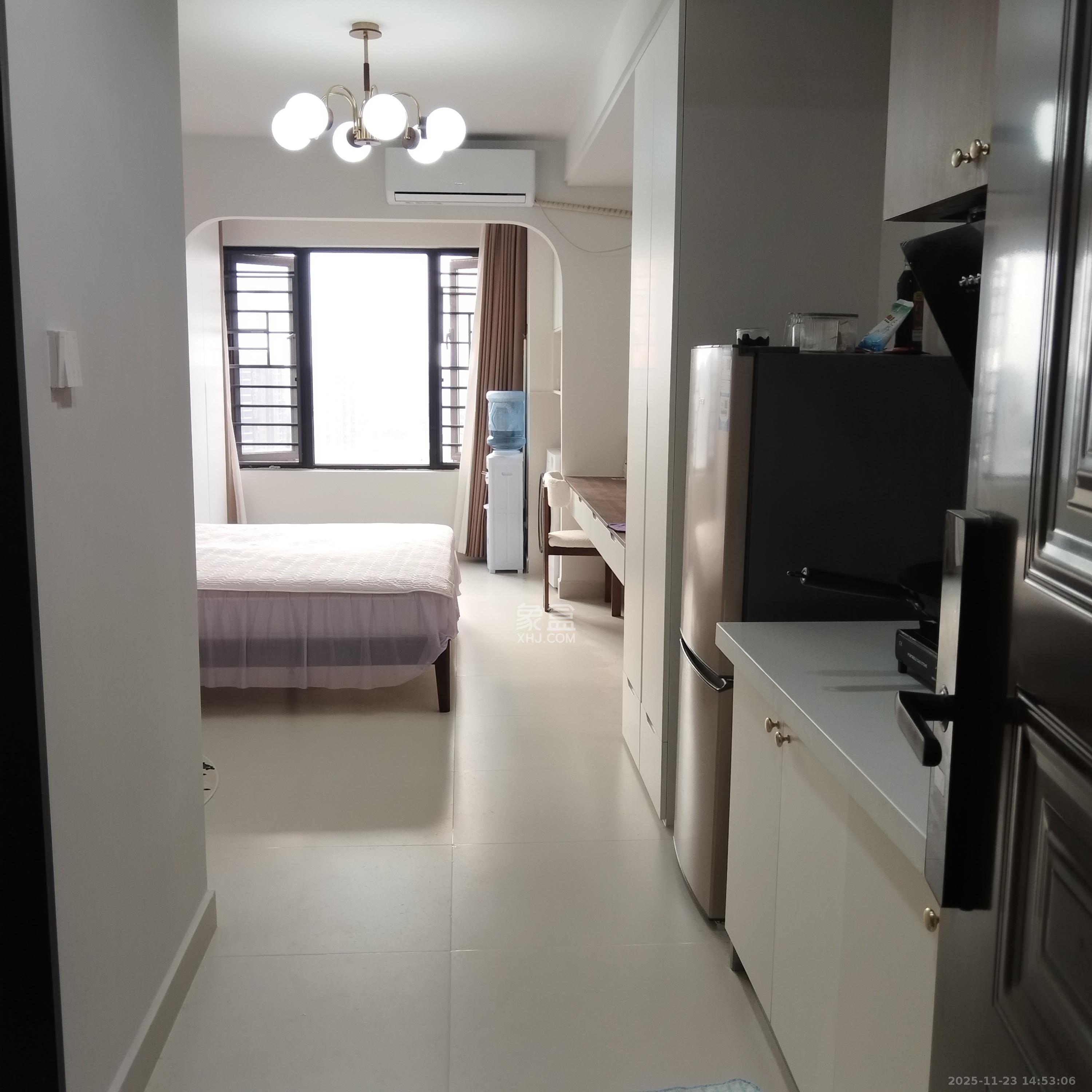 中海珑悦府 1室1厅1卫 1300.0元/月 中海珑悦府 1室1厅1卫 1300.0元/月室内图