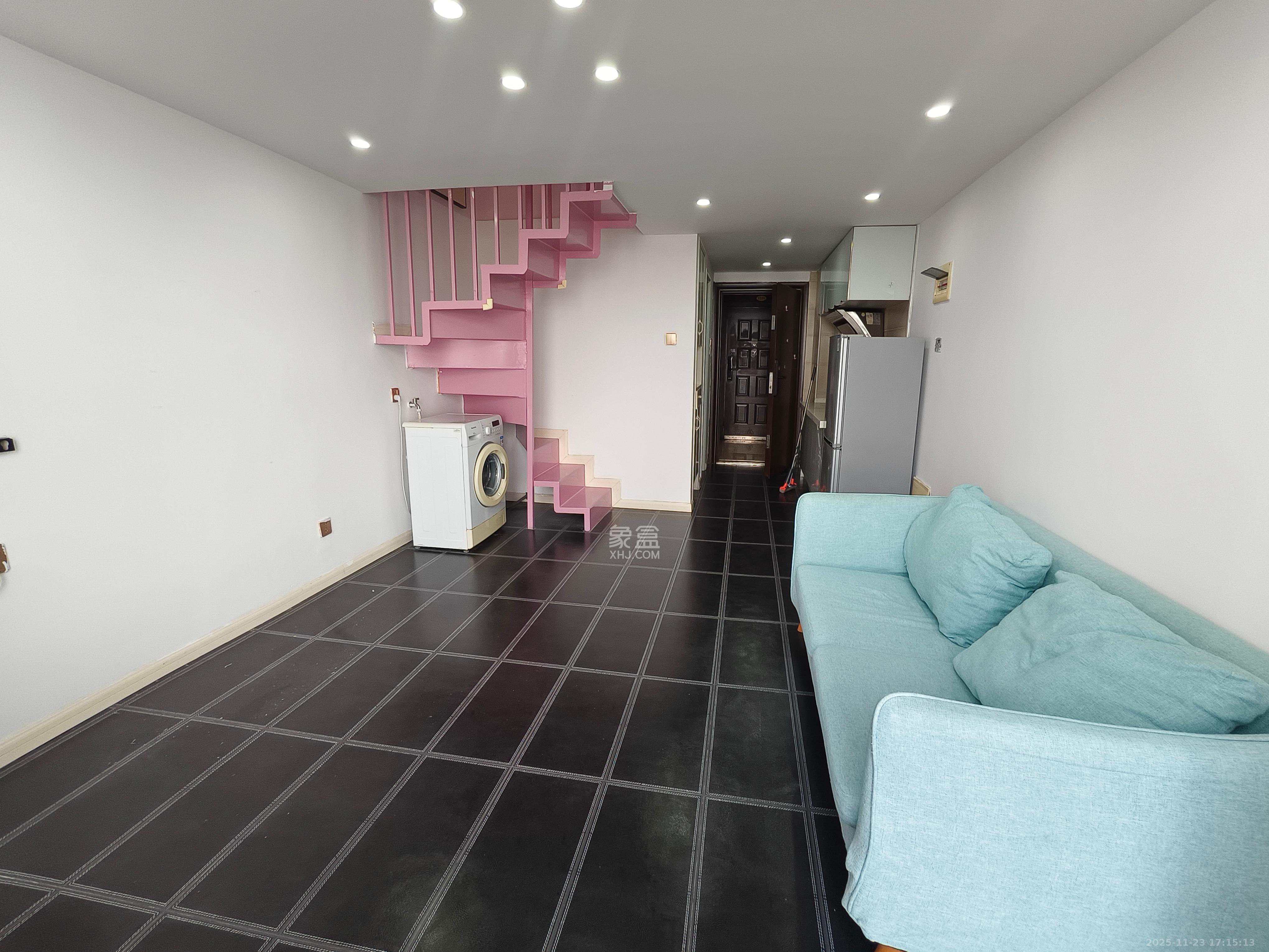 兰亭湾畔 1室1厅1卫 1500.0元/月 兰亭湾畔 1室1厅1卫 1500.0元/月室内图