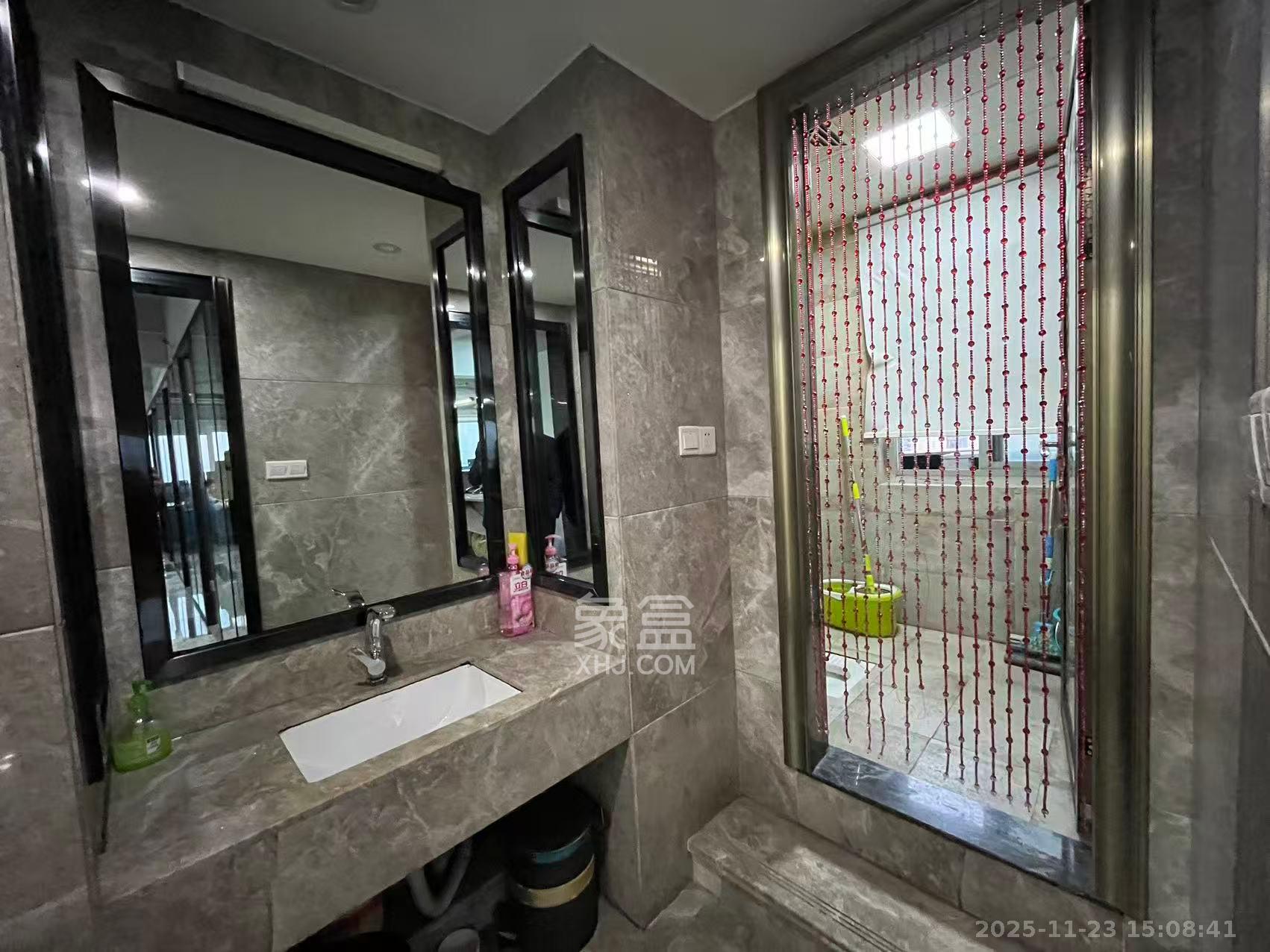 北辰三角洲B1E1区  6室1厅1卫    18000.0元/月小区图