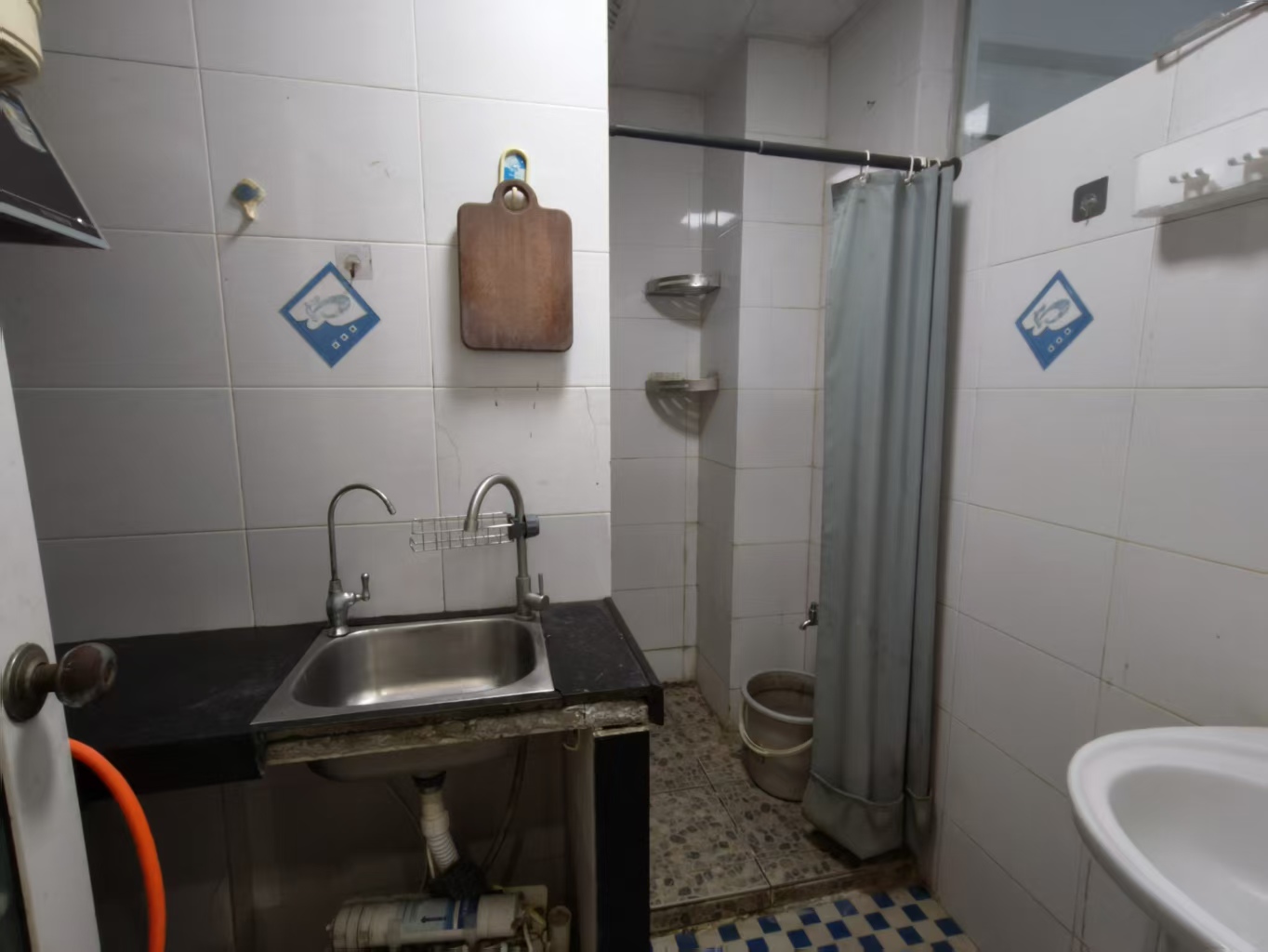 金都大厦(龙华路)  1室1厅1卫    48.6万室内图