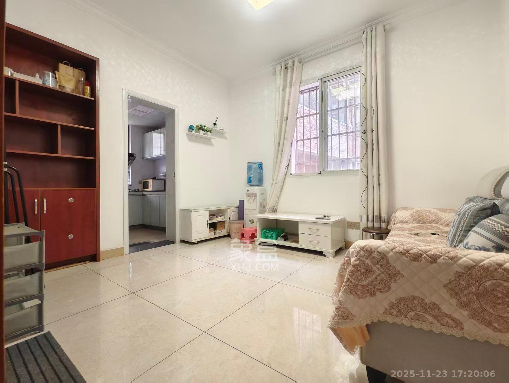 工农新村（工农桥社区）  1室0厅0卫    2400.0元/月室内图1