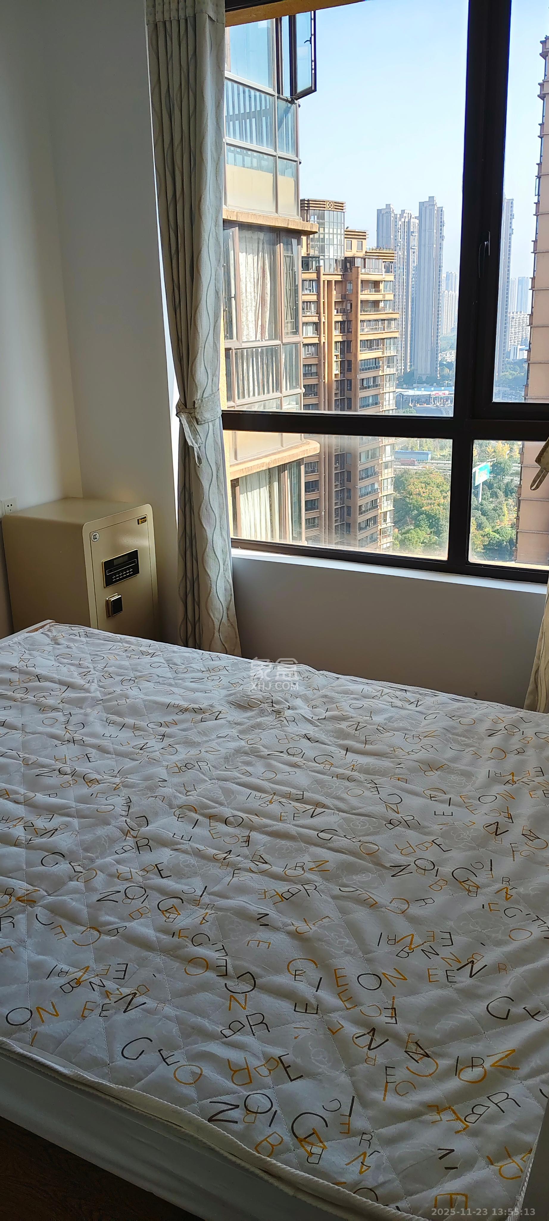 融科檀香山(融科紫檀、香山国际) 2室2厅1卫 3000.0元/月 融科檀香山(融科紫檀、香山国际) 2室2厅1卫 3000.0元/月室内图