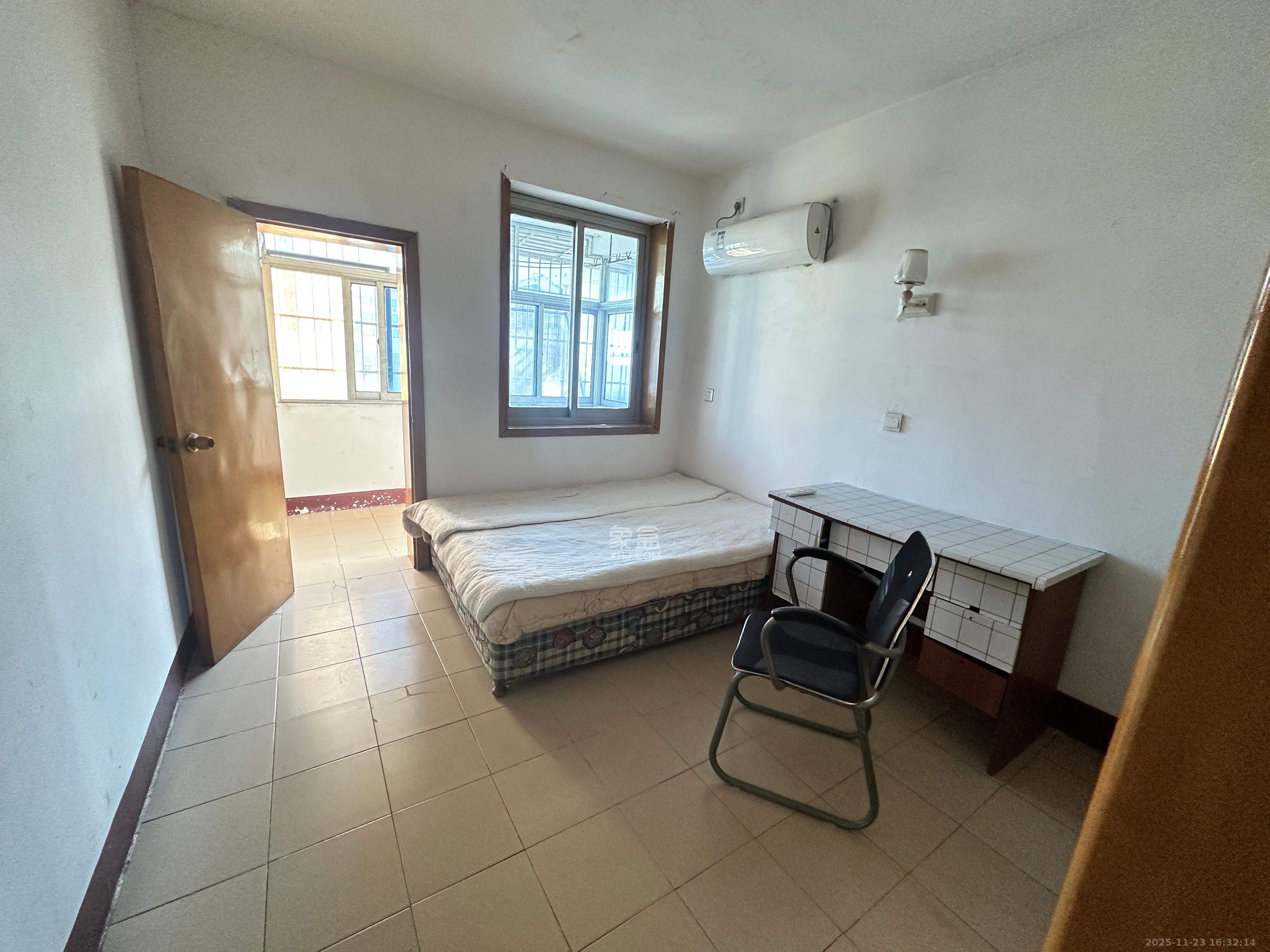 裕农街散盘  2室1厅1卫    1000.0元/月室内图