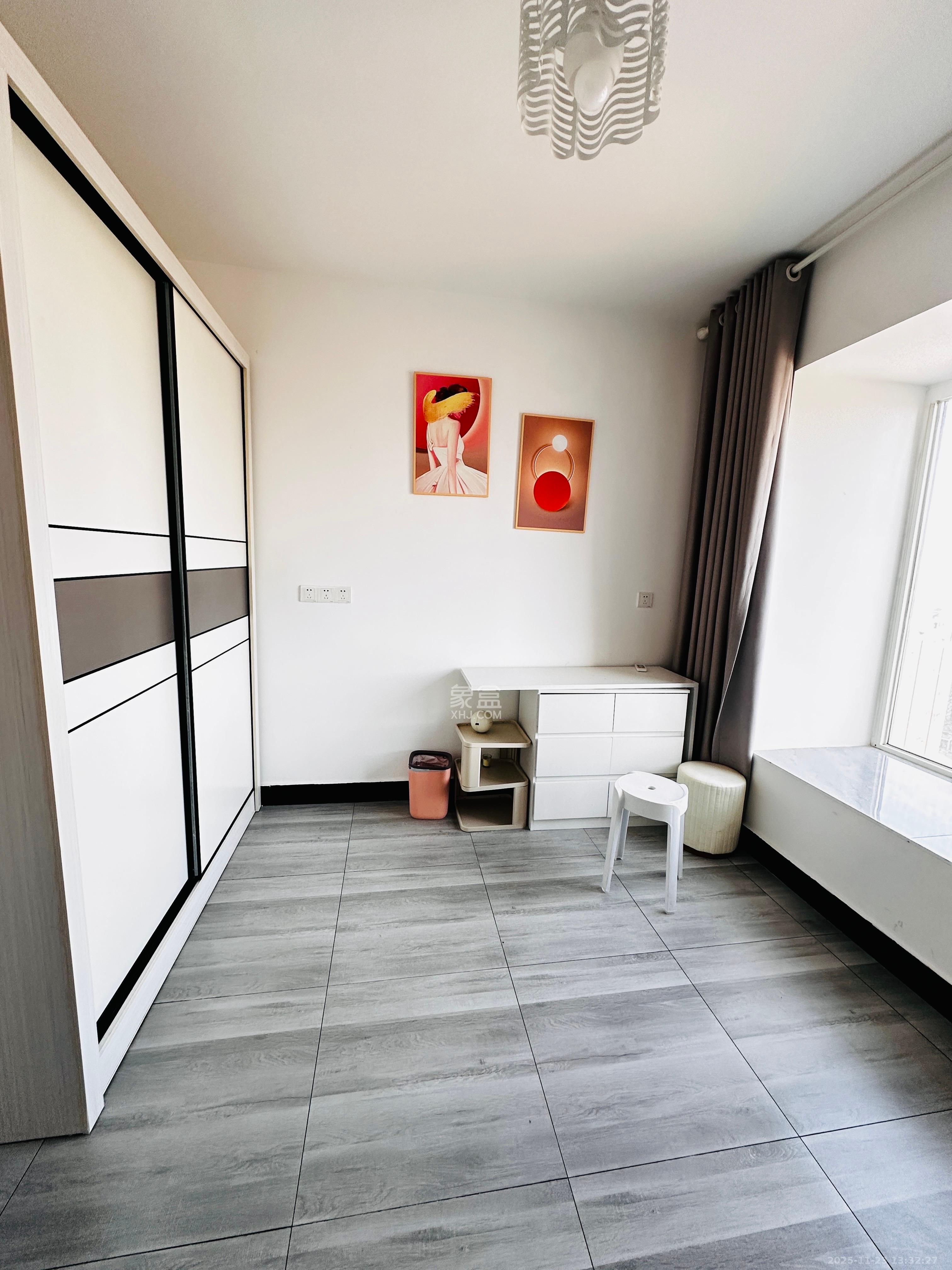 北辰三角洲E7区  3室2厅2卫    4200.0元/月室内图