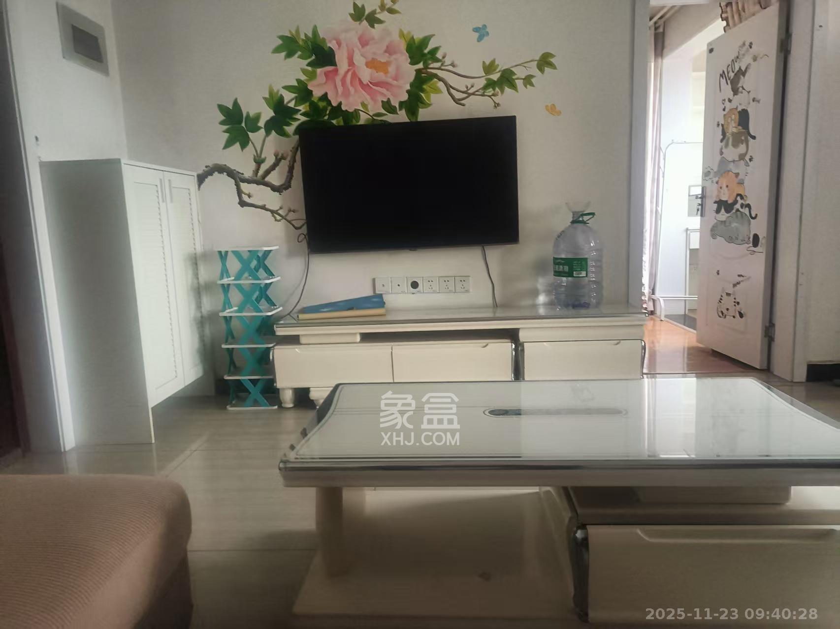 长房凤凰佳园 1室0厅0卫 1400.0元/月 长房凤凰佳园 1室0厅0卫 1400.0元/月室内图