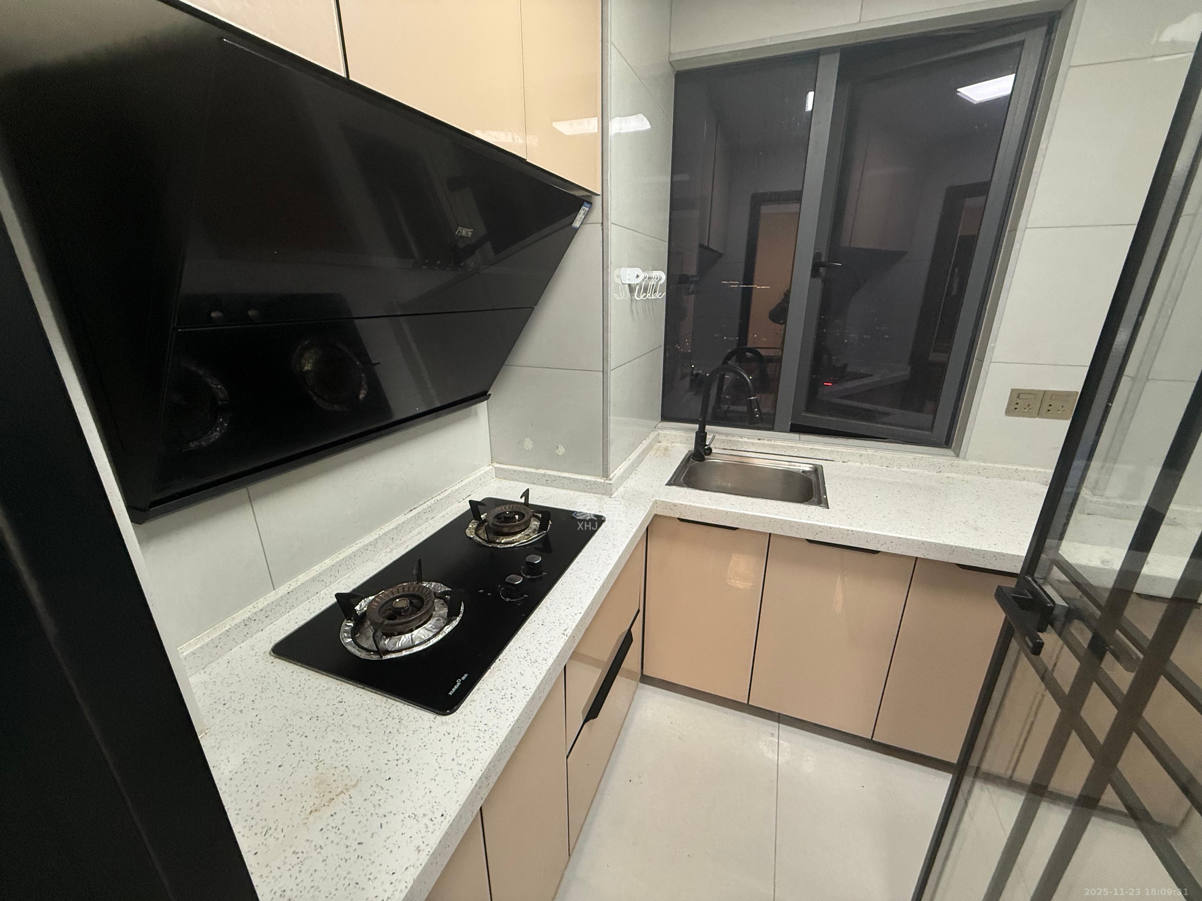 谷峰安置小区(惟德园) 2室2厅1卫 1800.0元/月 谷峰安置小区(惟德园) 2室2厅1卫 1800.0元/月室内图