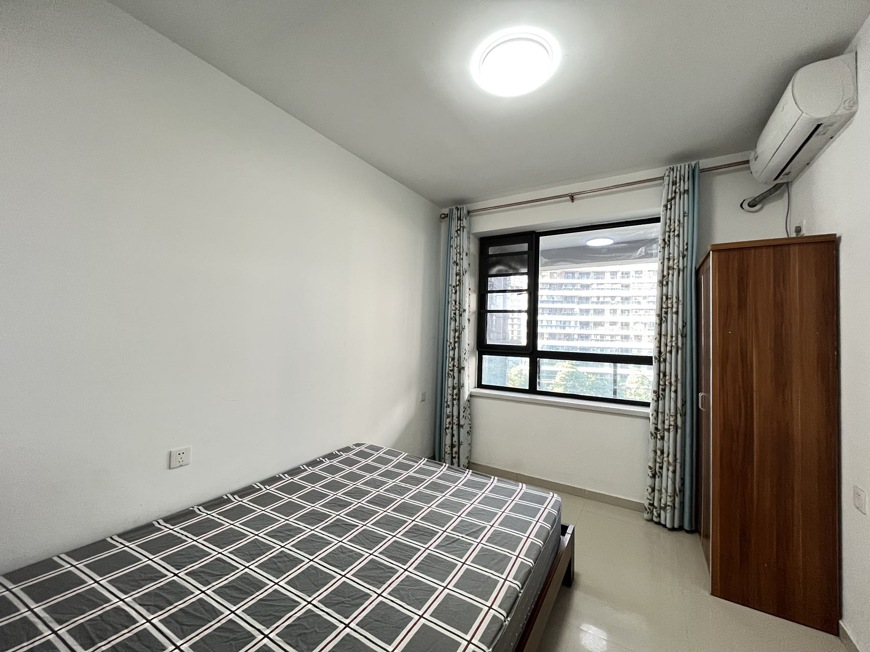 冠永·凤凰城  3室2厅2卫    2500.0元/月室内图