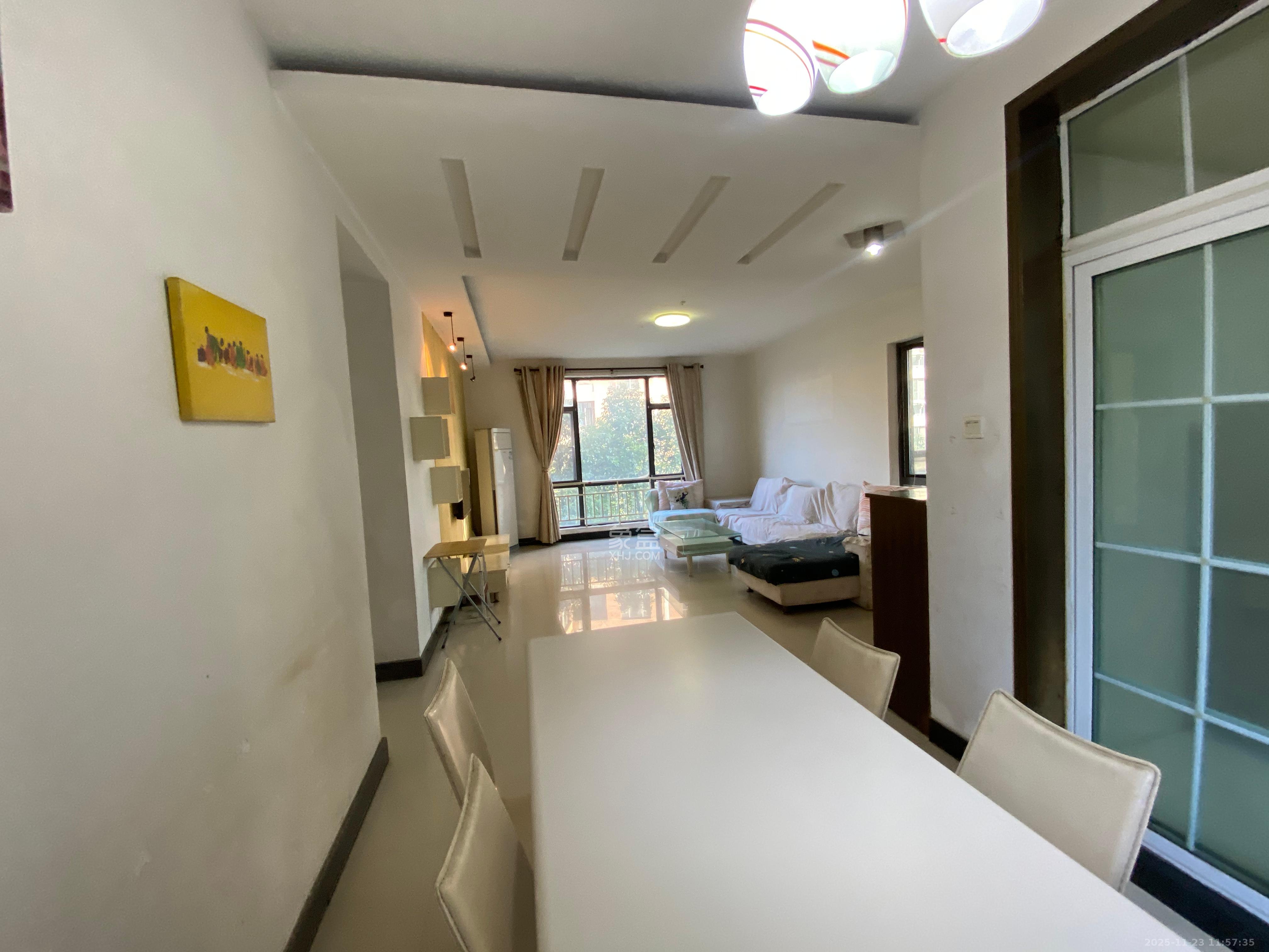 仁和香堤雅境 3室2厅2卫 2500.0元/月 仁和香堤雅境 3室2厅2卫 2500.0元/月室内图