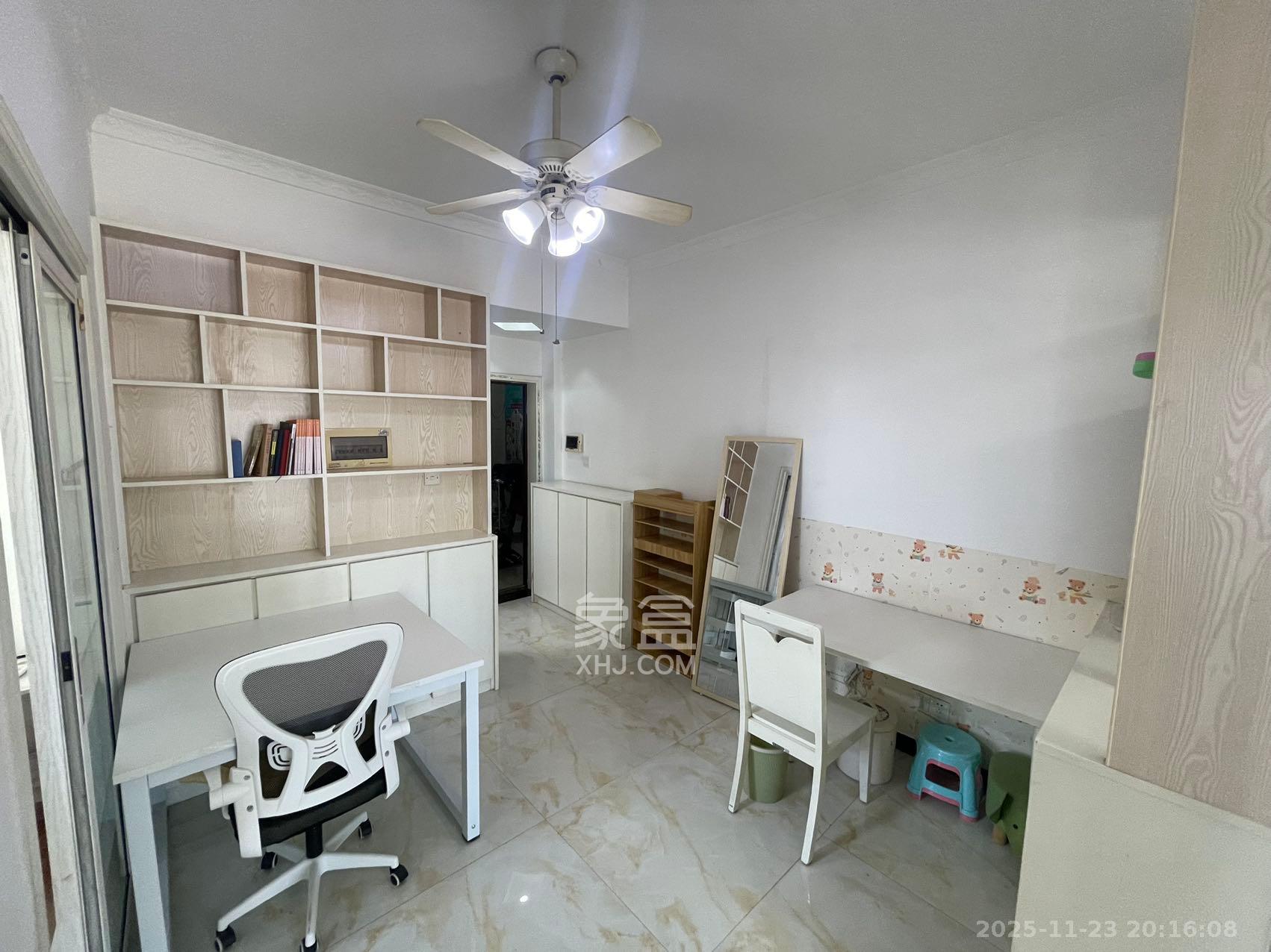 水岸世景 2室2厅1卫 1800.0元/月 水岸世景 2室2厅1卫 1800.0元/月室内图